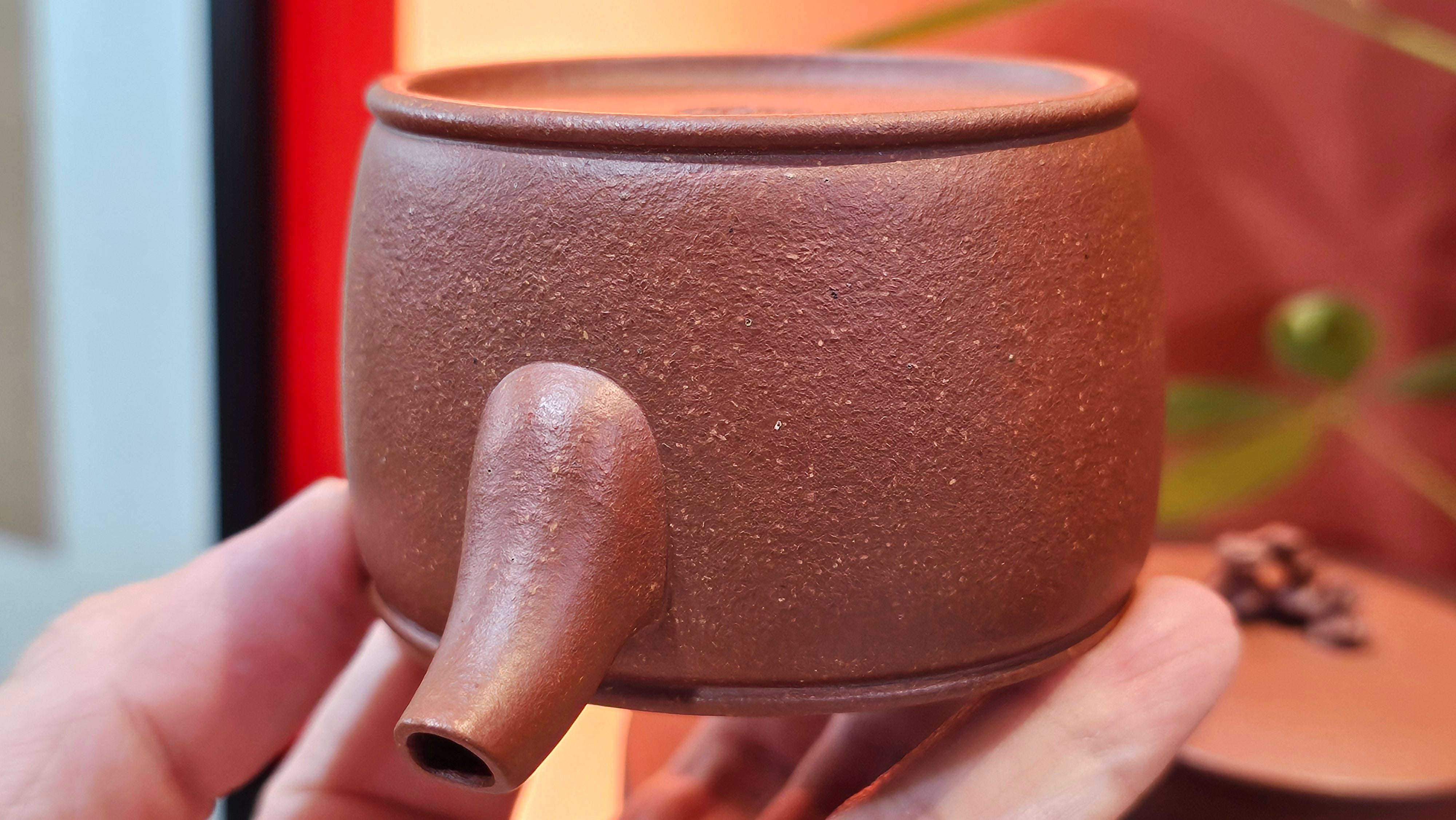 Han Wa 汉瓦 (Tai Hu Shi Knob 太湖石钮), 144.3ml, Hong Jiang Po Ni, by Craftsman Chen Gui Zhi (Red JiangPoNi rarer than Yellow JiangPoNi, XiaoMeiYao & ZhaoZhuang ZhuNi)~Congratulations to Ms J.P.! 14058hrs 16th August 2025! Salem, OR!