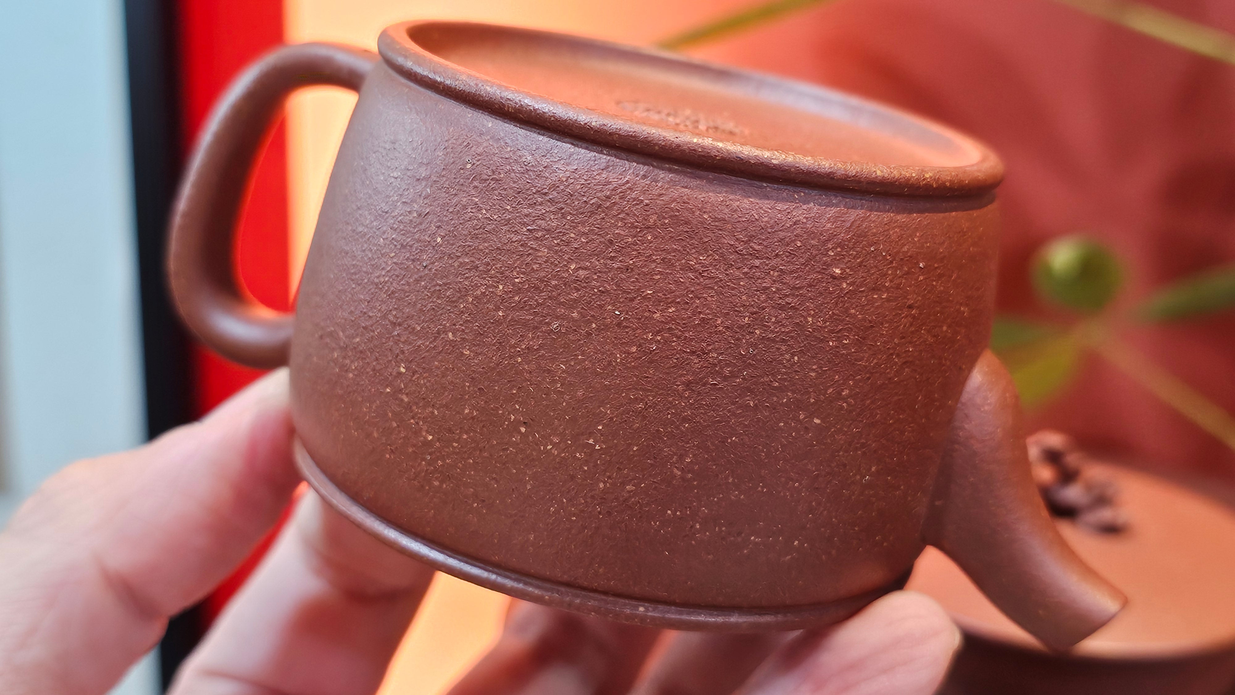 Han Wa 汉瓦 (Tai Hu Shi Knob 太湖石钮), 144.3ml, Hong Jiang Po Ni, by Craftsman Chen Gui Zhi (Red JiangPoNi rarer than Yellow JiangPoNi, XiaoMeiYao & ZhaoZhuang ZhuNi)~Congratulations to Ms J.P.! 14058hrs 16th August 2025! Salem, OR!