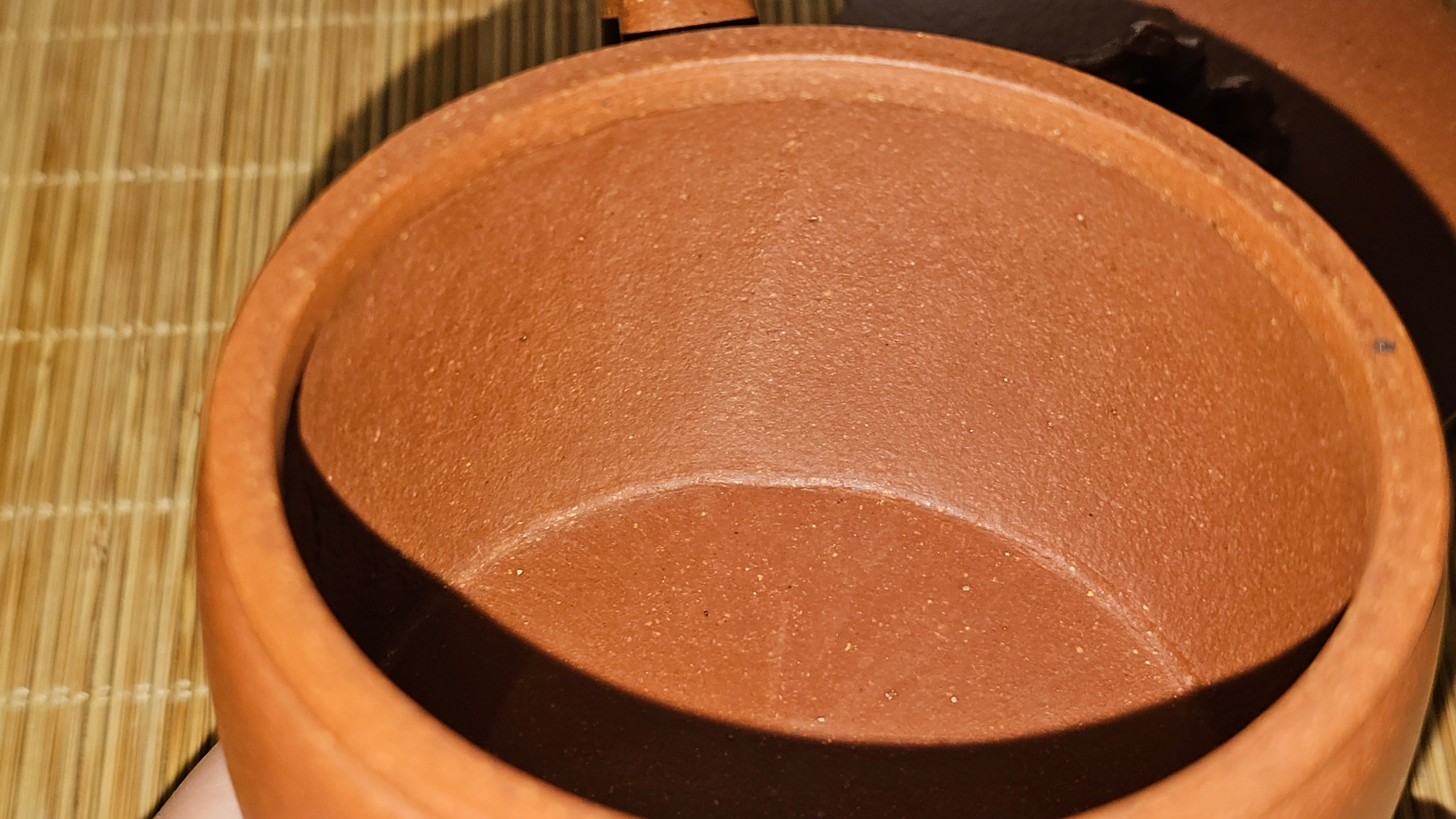 Han Wa 汉瓦 (Tai Hu Shi Knob 太湖石钮), 144.3ml, Hong Jiang Po Ni, by Craftsman Chen Gui Zhi (Red JiangPoNi rarer than Yellow JiangPoNi, XiaoMeiYao & ZhaoZhuang ZhuNi)~Congratulations to Ms J.P.! 14058hrs 16th August 2025! Salem, OR!