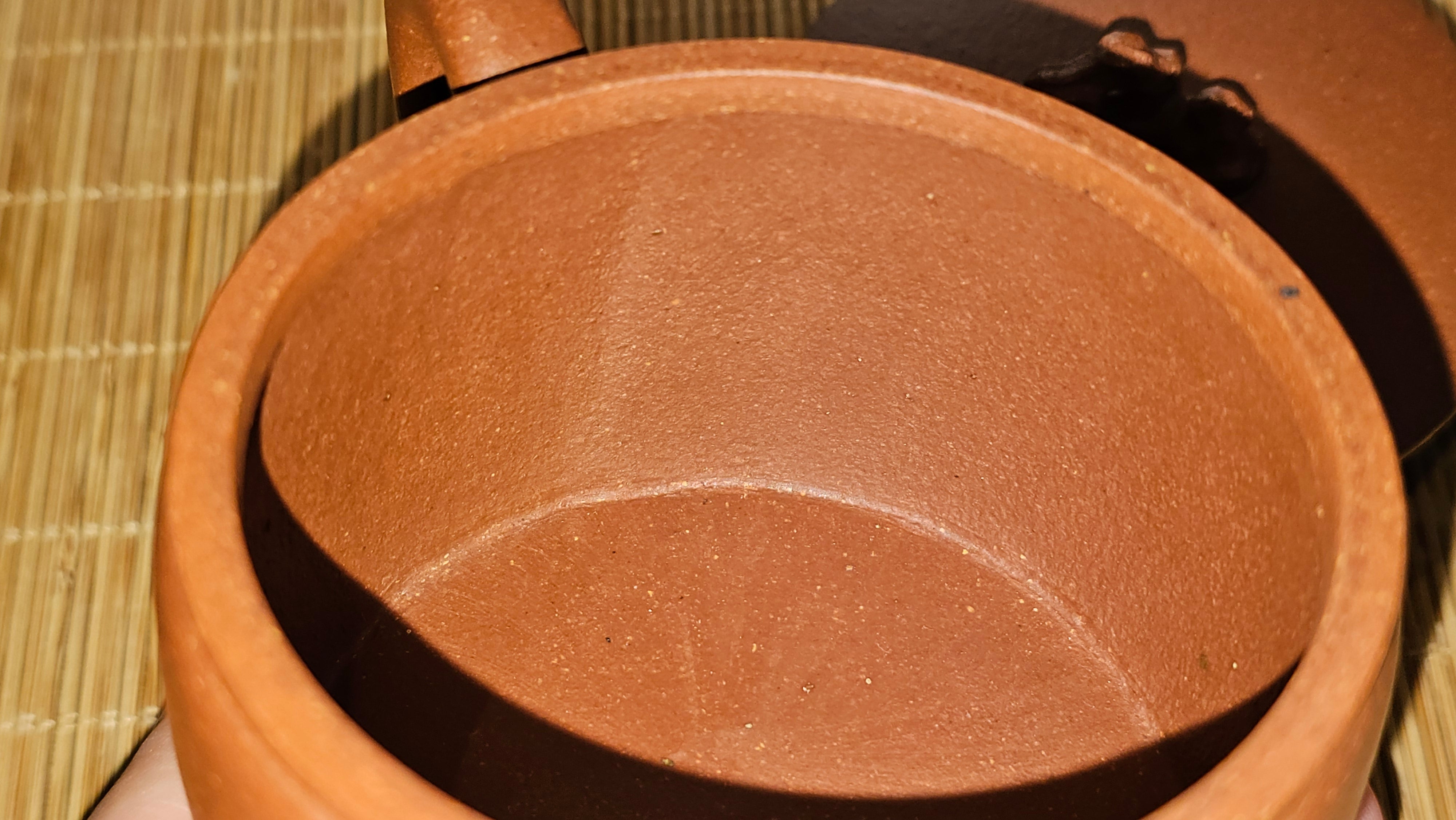 Han Wa 汉瓦 (Tai Hu Shi Knob 太湖石钮), 144.3ml, Hong Jiang Po Ni, by Craftsman Chen Gui Zhi (Red JiangPoNi rarer than Yellow JiangPoNi, XiaoMeiYao & ZhaoZhuang ZhuNi)~Congratulations to Ms J.P.! 14058hrs 16th August 2025! Salem, OR!