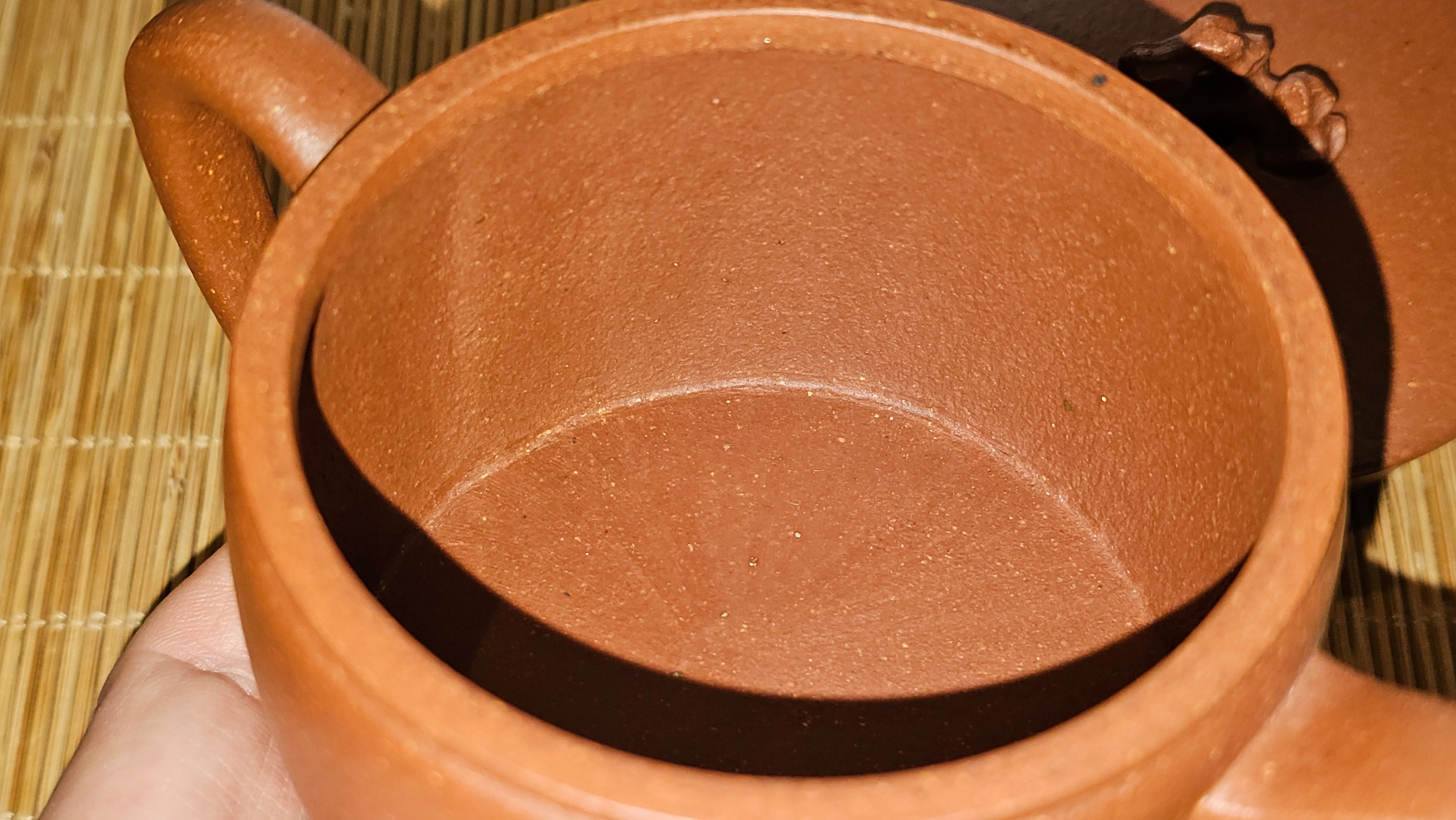 Han Wa 汉瓦 (Tai Hu Shi Knob 太湖石钮), 144.3ml, Hong Jiang Po Ni, by Craftsman Chen Gui Zhi (Red JiangPoNi rarer than Yellow JiangPoNi, XiaoMeiYao & ZhaoZhuang ZhuNi)~Congratulations to Ms J.P.! 14058hrs 16th August 2025! Salem, OR!