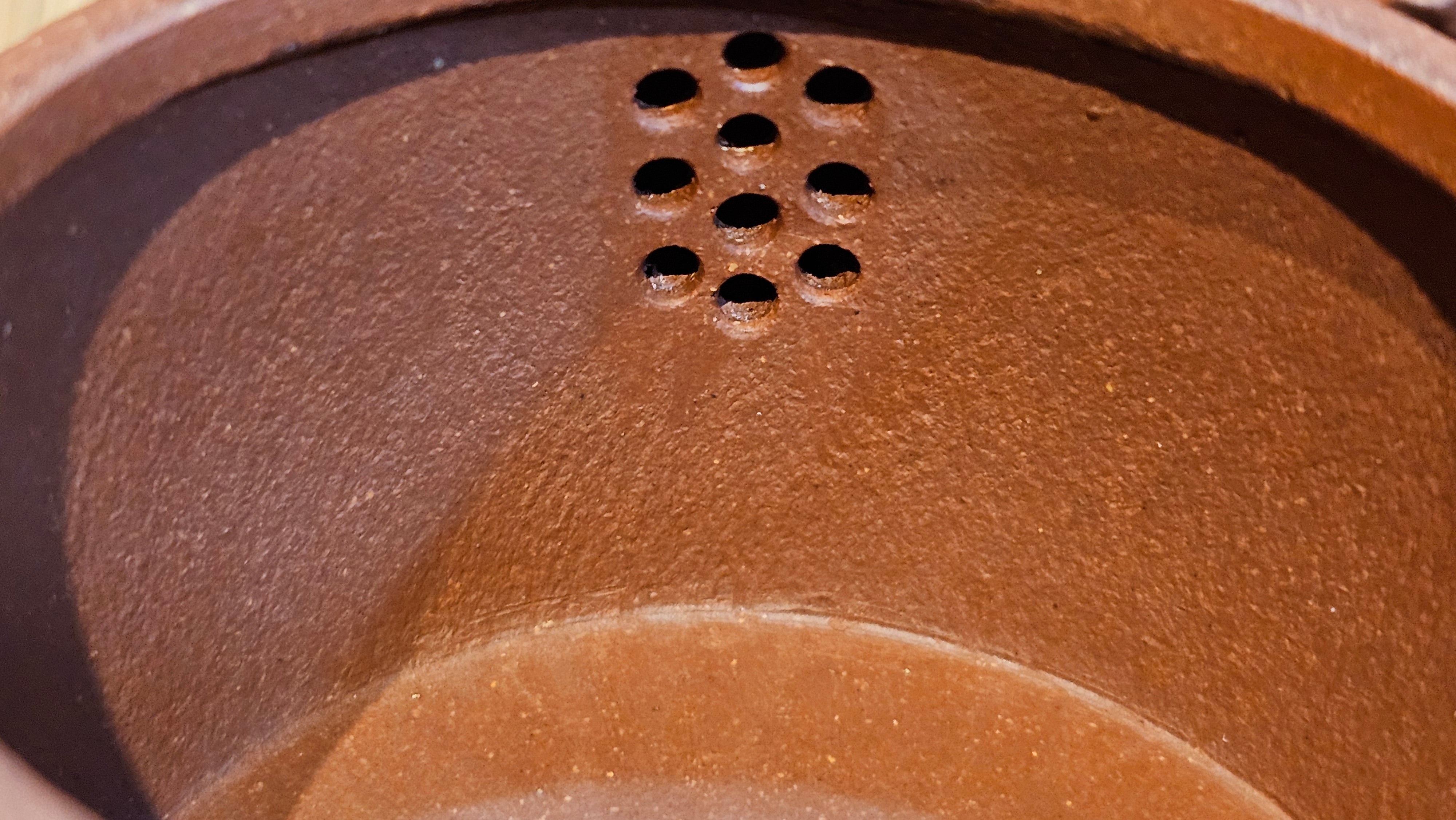 Han Wa 汉瓦 (Tai Hu Shi Knob 太湖石钮), 144.3ml, Hong Jiang Po Ni, by Craftsman Chen Gui Zhi (Red JiangPoNi rarer than Yellow JiangPoNi, XiaoMeiYao & ZhaoZhuang ZhuNi)~Congratulations to Ms J.P.! 14058hrs 16th August 2025! Salem, OR!