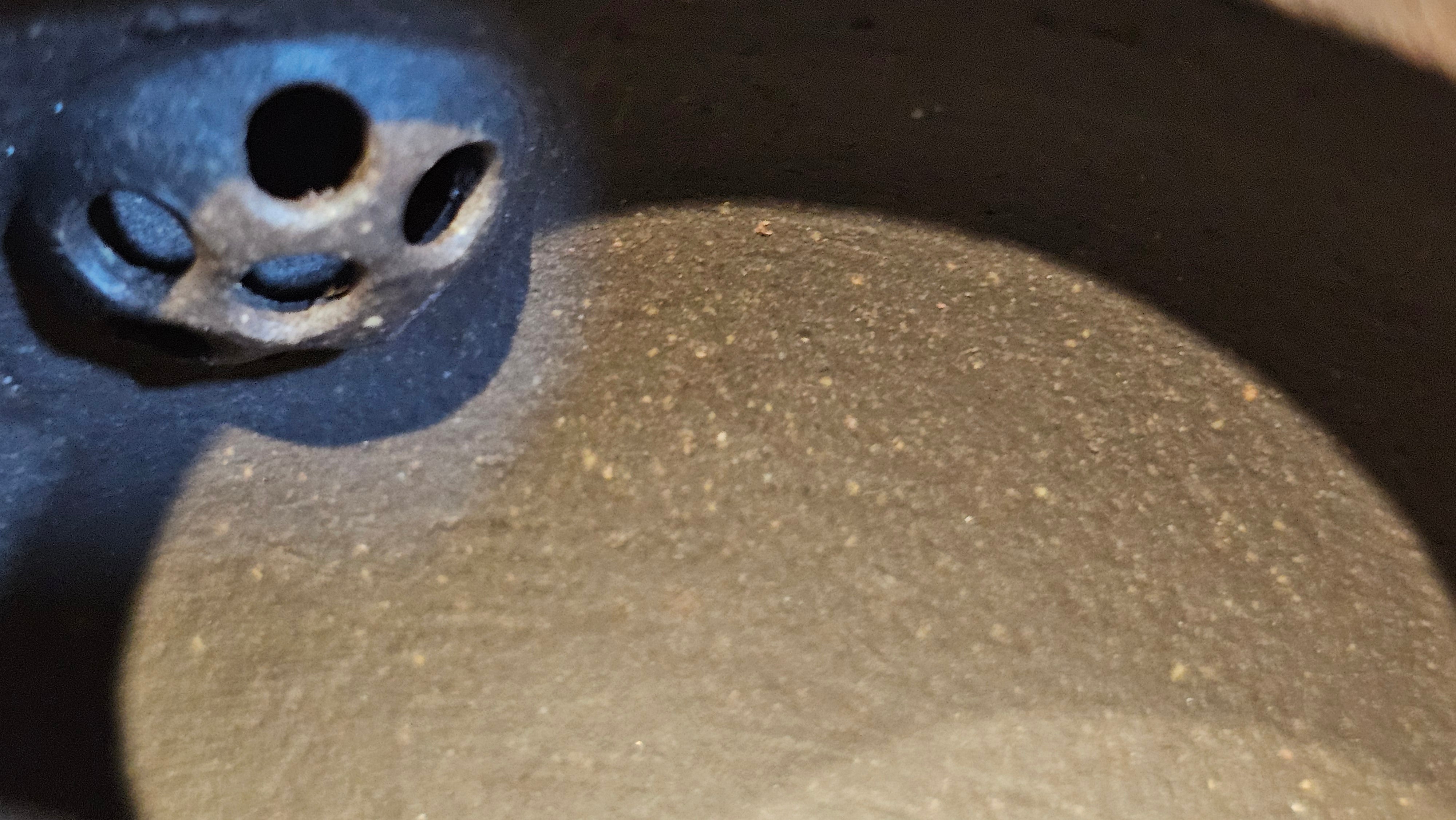 Du Zhi Hu《笃志壶》, 171.6ml, Hei Zi Ni 黑紫泥, by our Craftsman Zhang Huan 张欢, Calligraphy and Plum Blossoms Engraving by Craftsman Yi Cheng 逸成 ~ Congratulations!to Ms S.M.! 1722hrs 14th August 2025, Velden! The Netherlands🇳🇱!