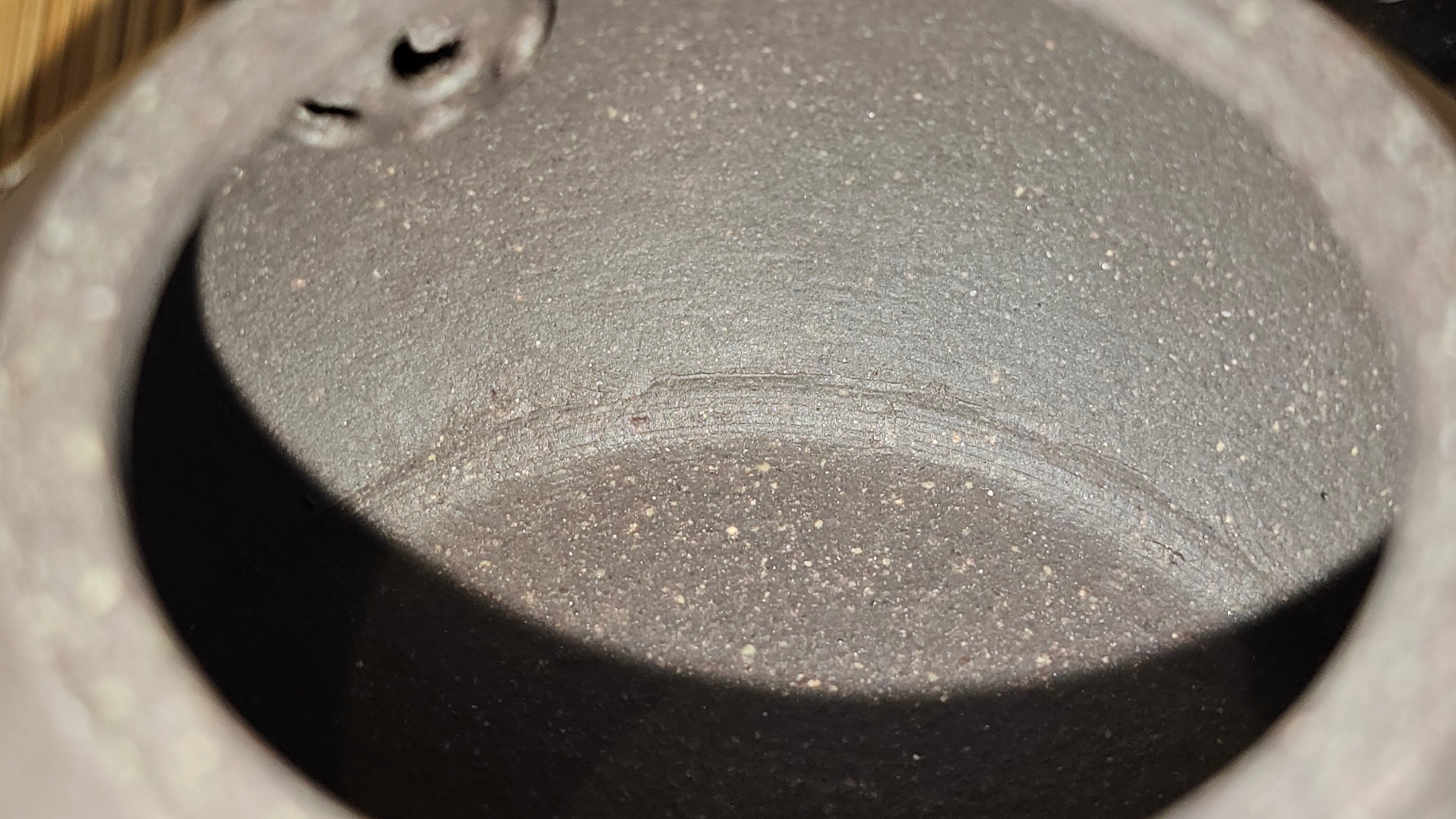 Du Zhi Hu《笃志壶》, 171.6ml, Hei Zi Ni 黑紫泥, by our Craftsman Zhang Huan 张欢, Calligraphy and Plum Blossoms Engraving by Craftsman Yi Cheng 逸成 ~ Congratulations!to Ms S.M.! 1722hrs 14th August 2025, Velden! The Netherlands🇳🇱!