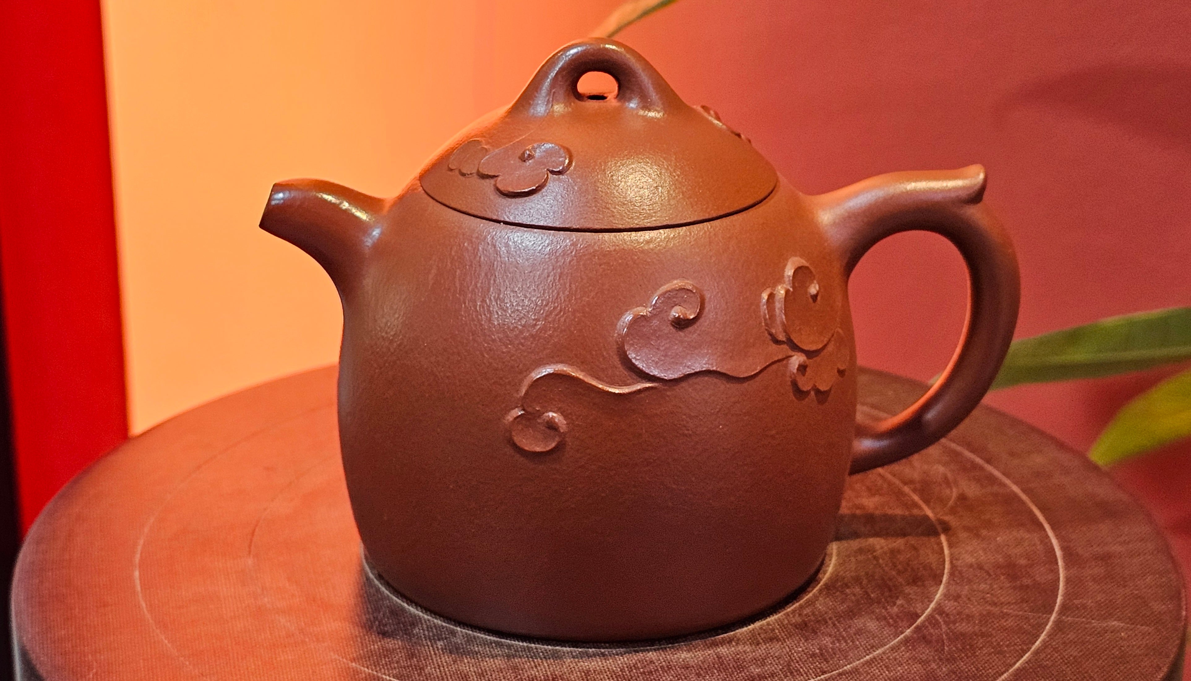 Qin Quan 秦权, with Oriental Clouds Embellishments 云朵贴花工艺, 196.9ml, Xiao Mei Yao Zhu Ni , by Craftsman Chen Yue Fei 陈跃飞 ~ Congratulations to Ms J.P.! 14058hrs 16th August 2025! Salem, OR!