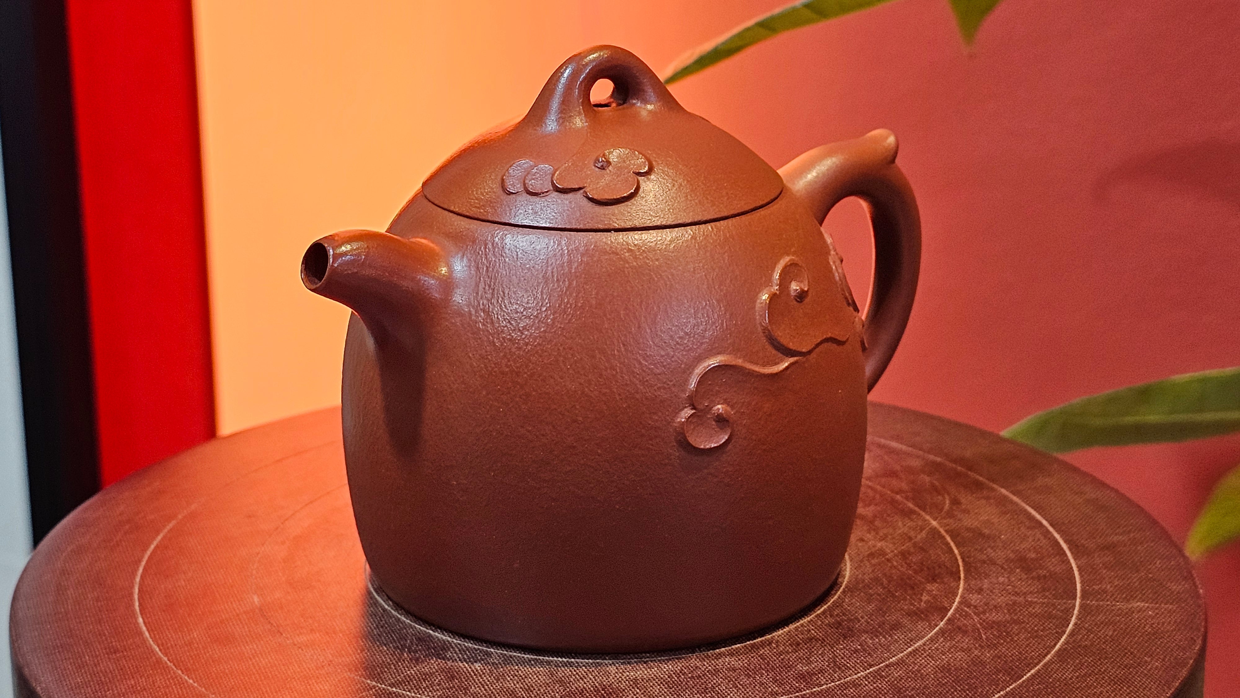 Qin Quan 秦权, with Oriental Clouds Embellishments 云朵贴花工艺, 196.9ml, Xiao Mei Yao Zhu Ni , by Craftsman Chen Yue Fei 陈跃飞 ~ Congratulations to Ms J.P.! 14058hrs 16th August 2025! Salem, OR!