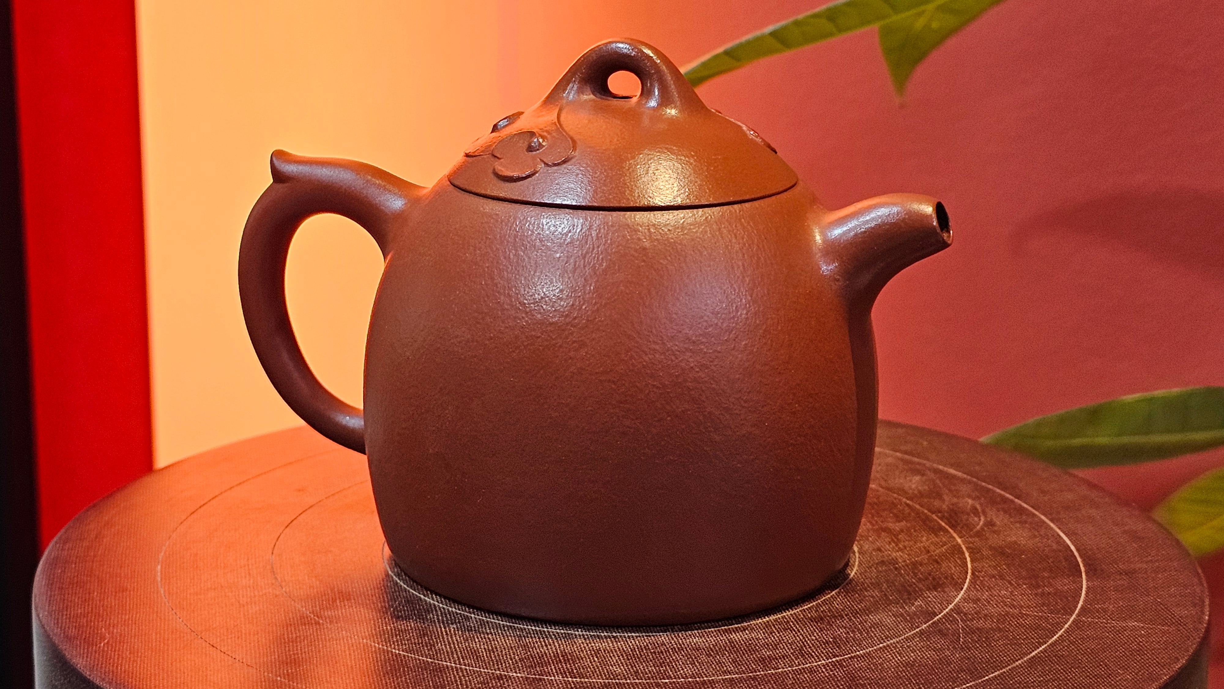 Qin Quan 秦权, with Oriental Clouds Embellishments 云朵贴花工艺, 196.9ml, Xiao Mei Yao Zhu Ni , by Craftsman Chen Yue Fei 陈跃飞 ~ Congratulations to Ms J.P.! 14058hrs 16th August 2025! Salem, OR!