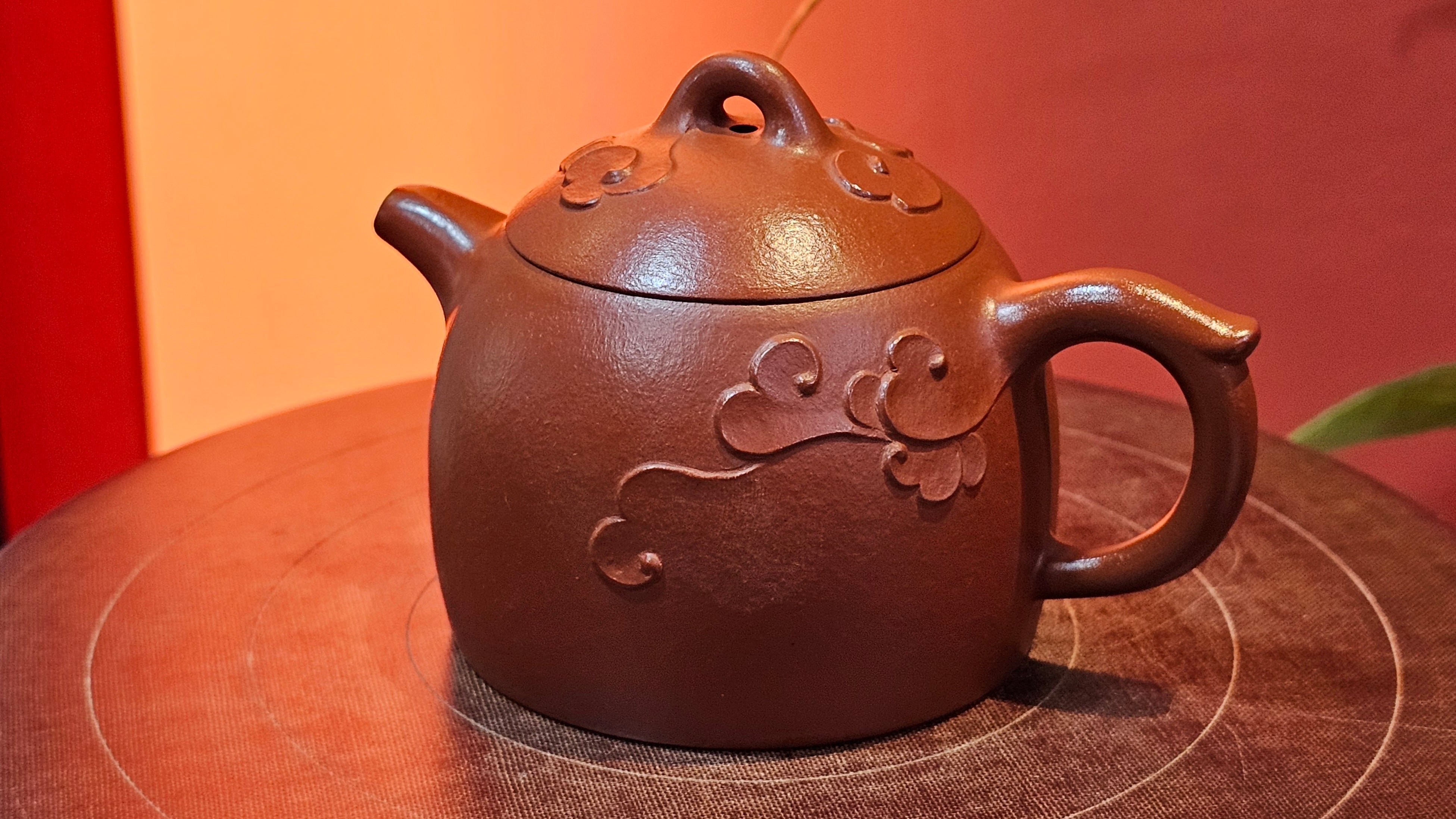 Mini! Qin Quan 秦权, with Oriental Clouds Embellishments 云朵贴花工艺, 115.5ml, Xiao Mei Yao Zhu Ni , by Craftsman Chen Yue Fei 陈跃飞 ~ Congratulations to Mr M.S.! 2049hrs!15th August 2025, Southbury, CT!