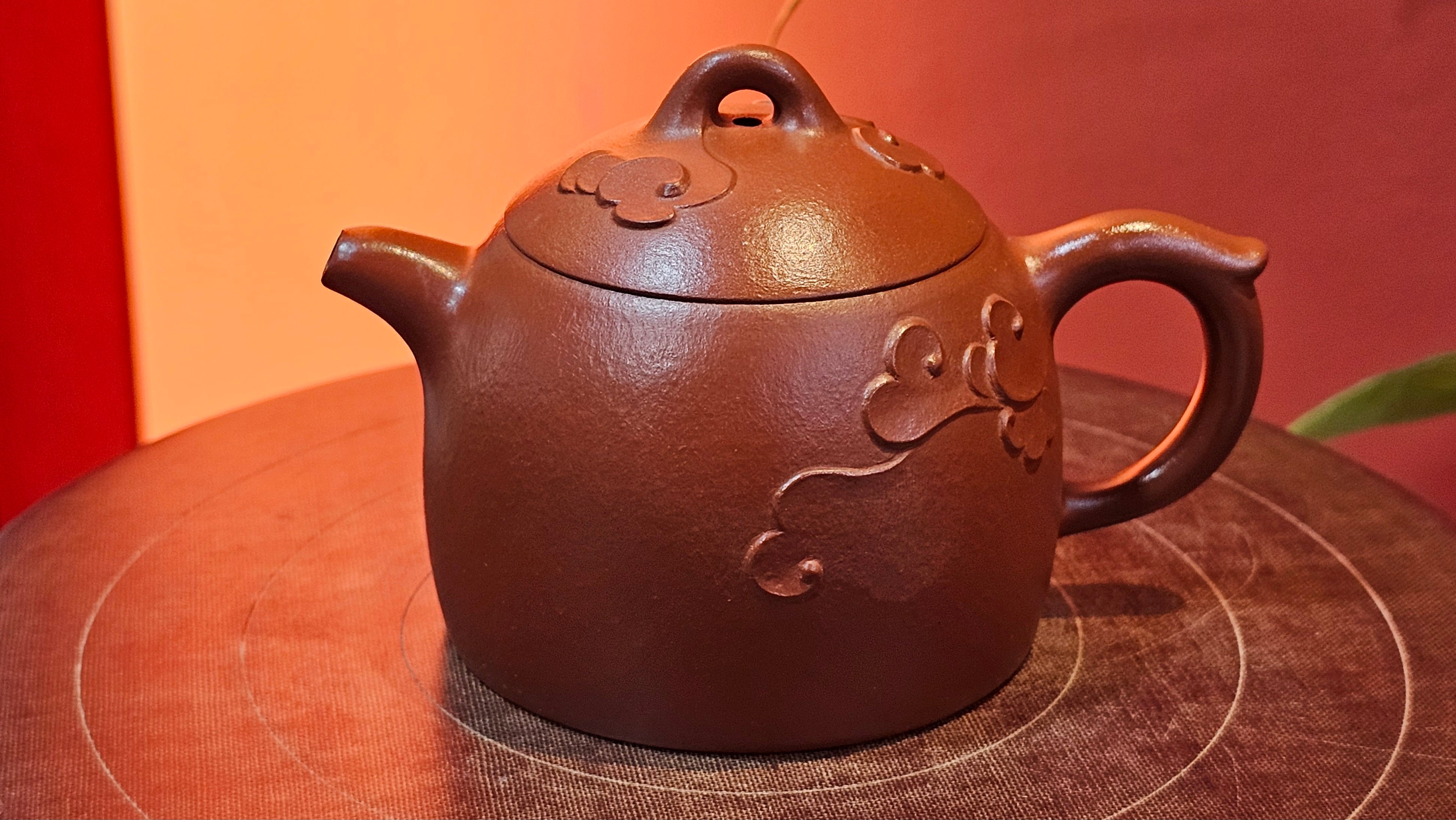 Mini! Qin Quan 秦权, with Oriental Clouds Embellishments 云朵贴花工艺, 115.5ml, Xiao Mei Yao Zhu Ni , by Craftsman Chen Yue Fei 陈跃飞 ~ Congratulations to Mr M.S.! 2049hrs!15th August 2025, Southbury, CT!