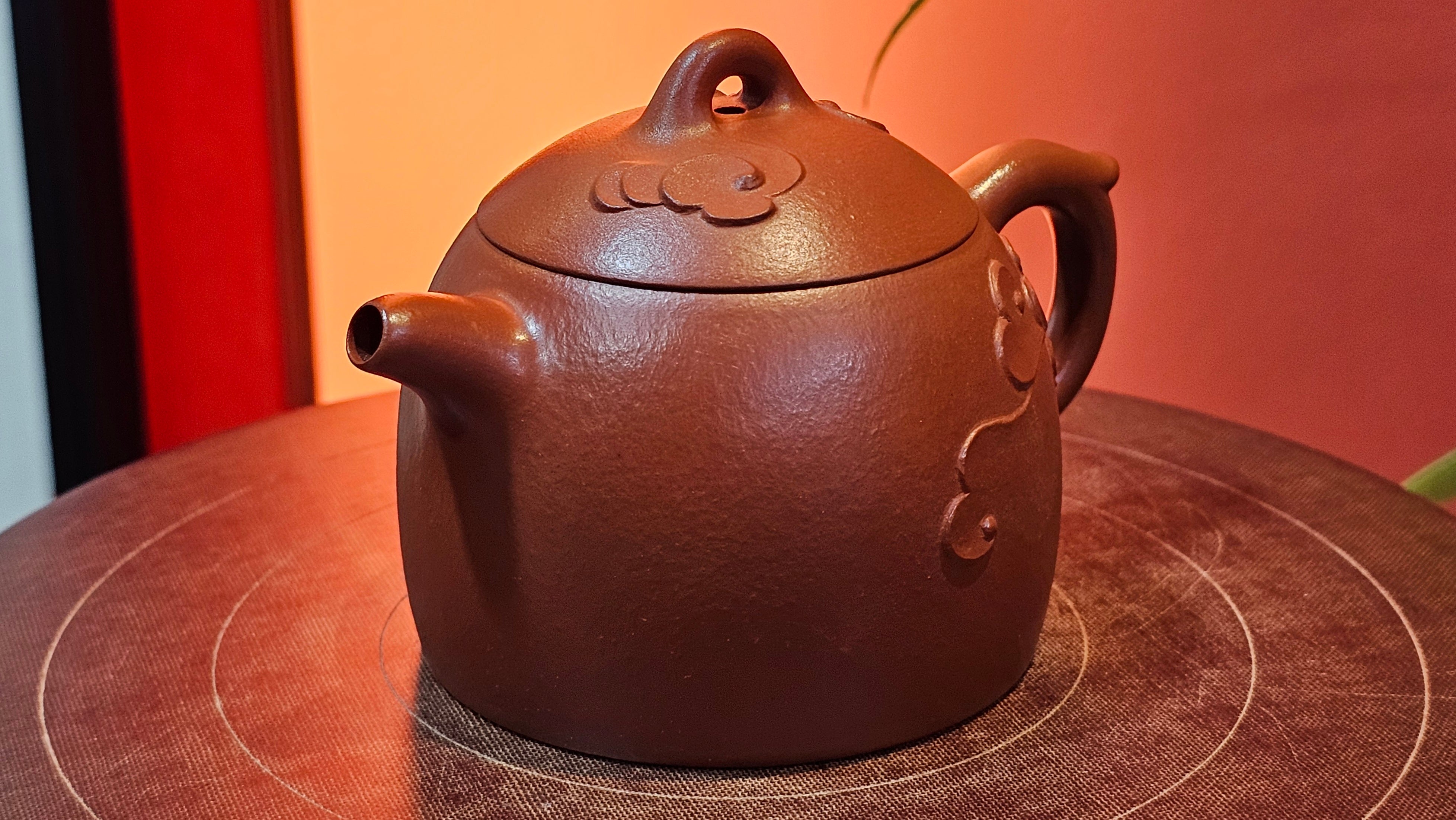 Mini! Qin Quan 秦权, with Oriental Clouds Embellishments 云朵贴花工艺, 115.5ml, Xiao Mei Yao Zhu Ni , by Craftsman Chen Yue Fei 陈跃飞 ~ Congratulations to Mr M.S.! 2049hrs!15th August 2025, Southbury, CT!