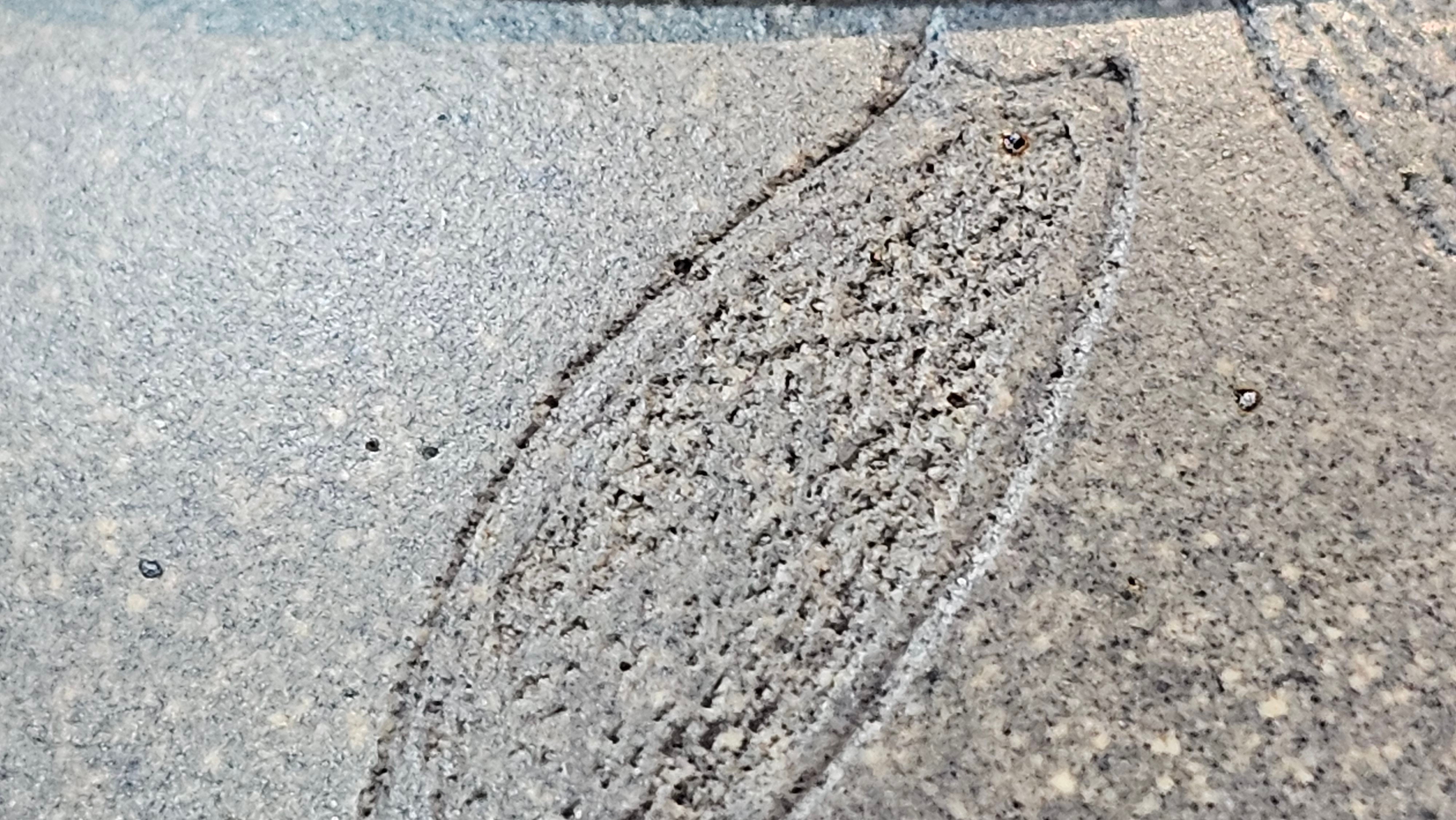 Ban Yue Hu《半月壶》~ "Half Moon Pot", 133.7ml, Qing Hui Duan 青灰段泥, by our Craftsman Zhang Huan 张欢, "Qing Gong Tu" 清供图 Engraving by Craftsman Nan Shan Lao Ren 南山老人 ~!Congratulations to Mr J.S.! 1114hrs 15th August 2025, Chicago, IL!