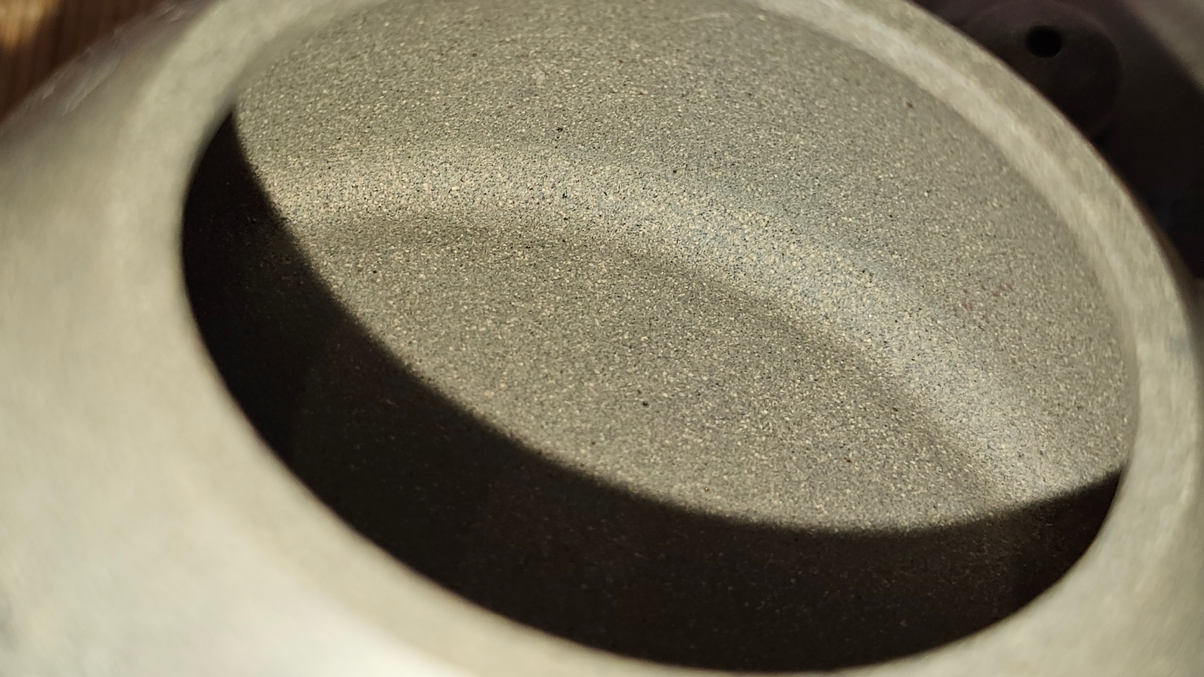 Ban Yue Hu《半月壶》~ "Half Moon Pot", 133.7ml, Qing Hui Duan 青灰段泥, by our Craftsman Zhang Huan 张欢, "Qing Gong Tu" 清供图 Engraving by Craftsman Nan Shan Lao Ren 南山老人 ~!Congratulations to Mr J.S.! 1114hrs 15th August 2025, Chicago, IL!