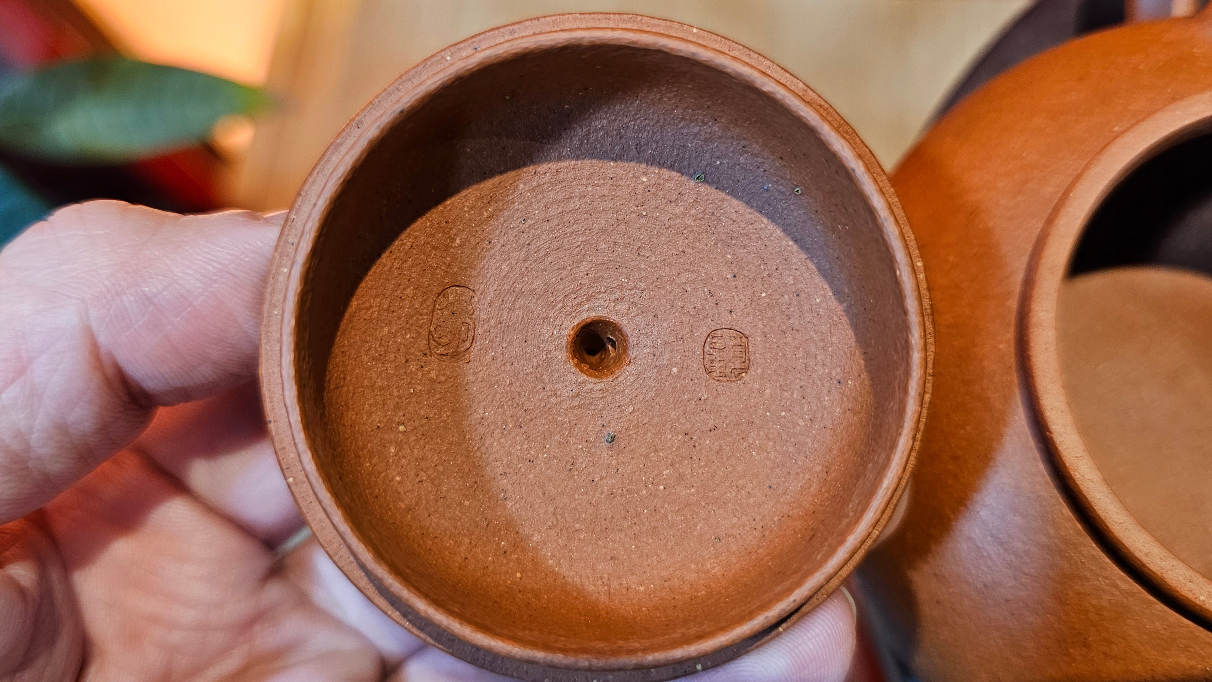 Han Jiang 寒江, 209.3ml, rare Zhu Sha 朱砂 (highest granularity form of ZhuNi), by Craftsman Gu Xiao Ming 顾小明 ~ Congratulations to Mr K.B.! 1555hrs 26th August 2025, Lake Oswego! OR!