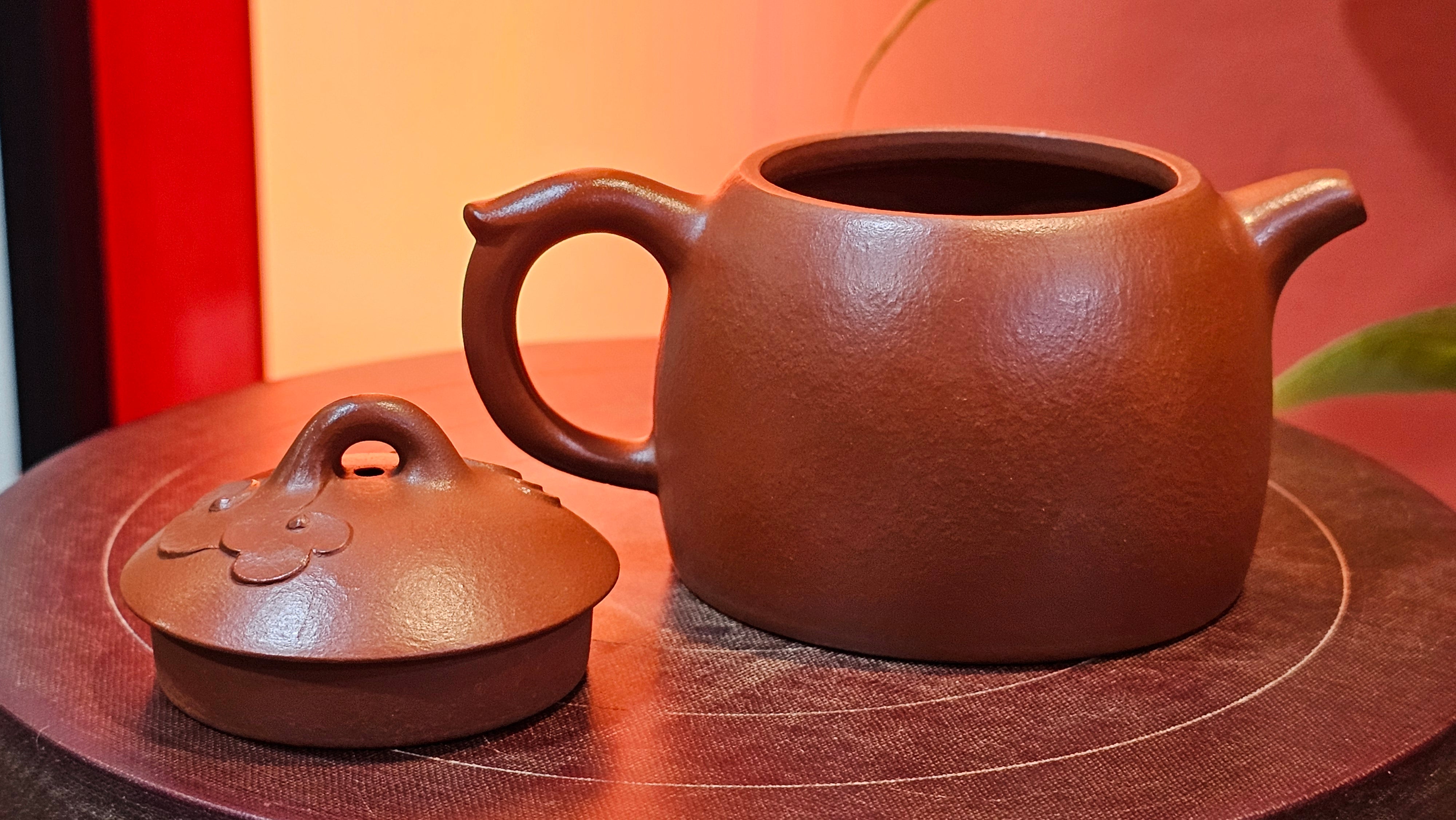 Mini! Qin Quan 秦权, with Oriental Clouds Embellishments 云朵贴花工艺, 115.5ml, Xiao Mei Yao Zhu Ni , by Craftsman Chen Yue Fei 陈跃飞 ~ Congratulations to Mr M.S.! 2049hrs!15th August 2025, Southbury, CT!