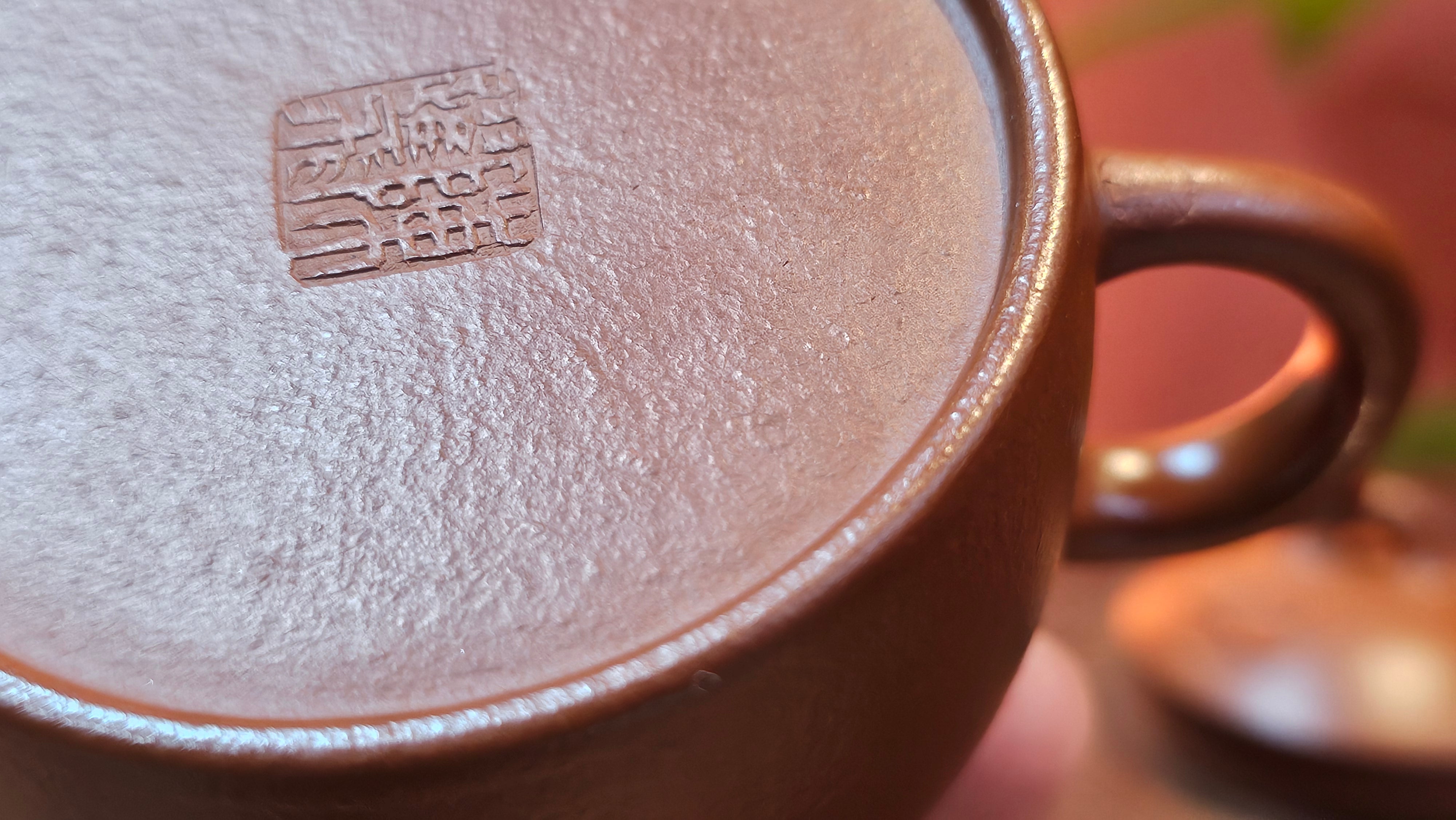 Mini! Qin Quan 秦权, with Oriental Clouds Embellishments 云朵贴花工艺, 115.5ml, Xiao Mei Yao Zhu Ni , by Craftsman Chen Yue Fei 陈跃飞 ~ Congratulations to Mr M.S.! 2049hrs!15th August 2025, Southbury, CT!