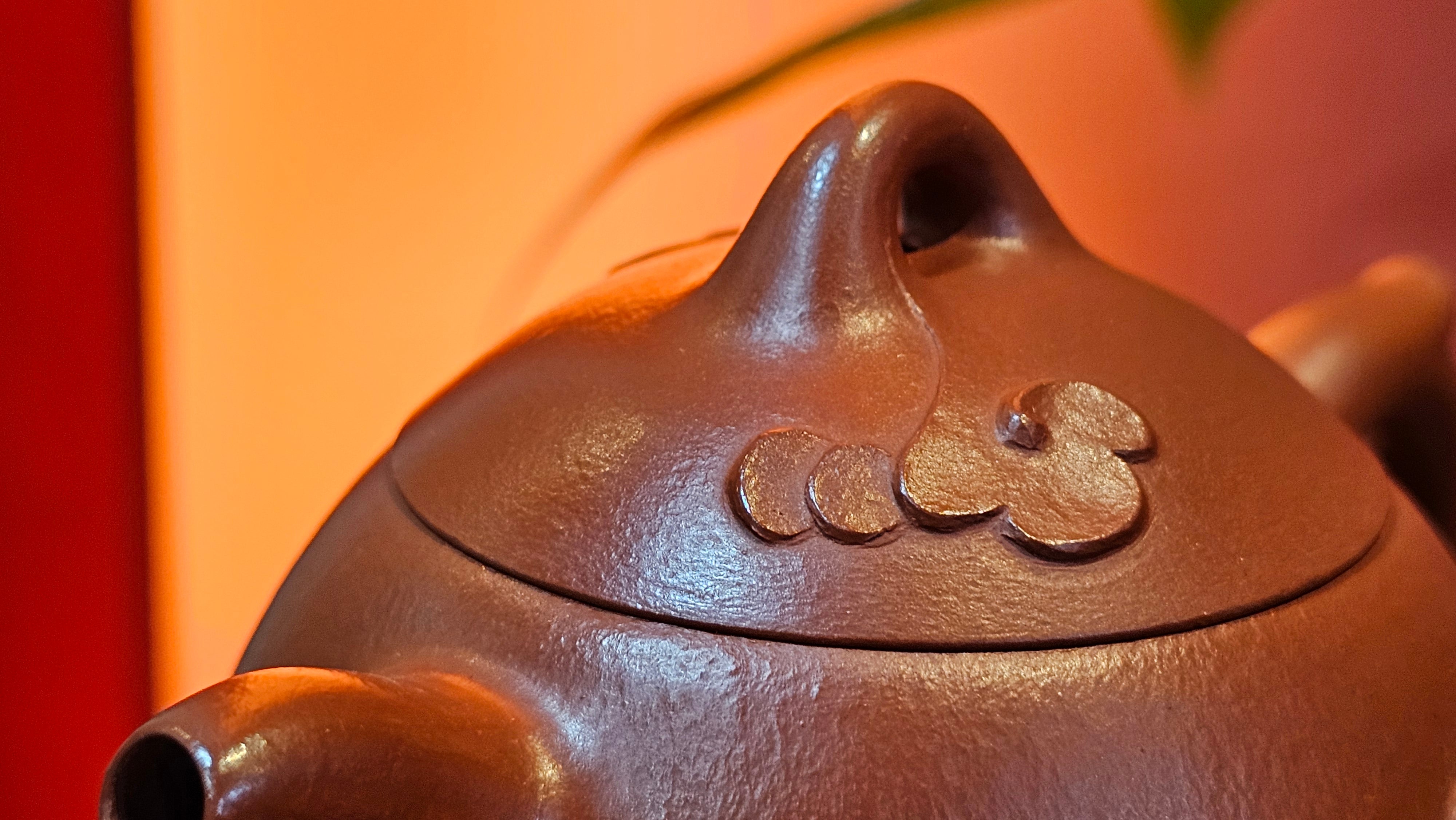 Qin Quan 秦权, with Oriental Clouds Embellishments 云朵贴花工艺, 196.9ml, Xiao Mei Yao Zhu Ni , by Craftsman Chen Yue Fei 陈跃飞 ~ Congratulations to Ms J.P.! 14058hrs 16th August 2025! Salem, OR!