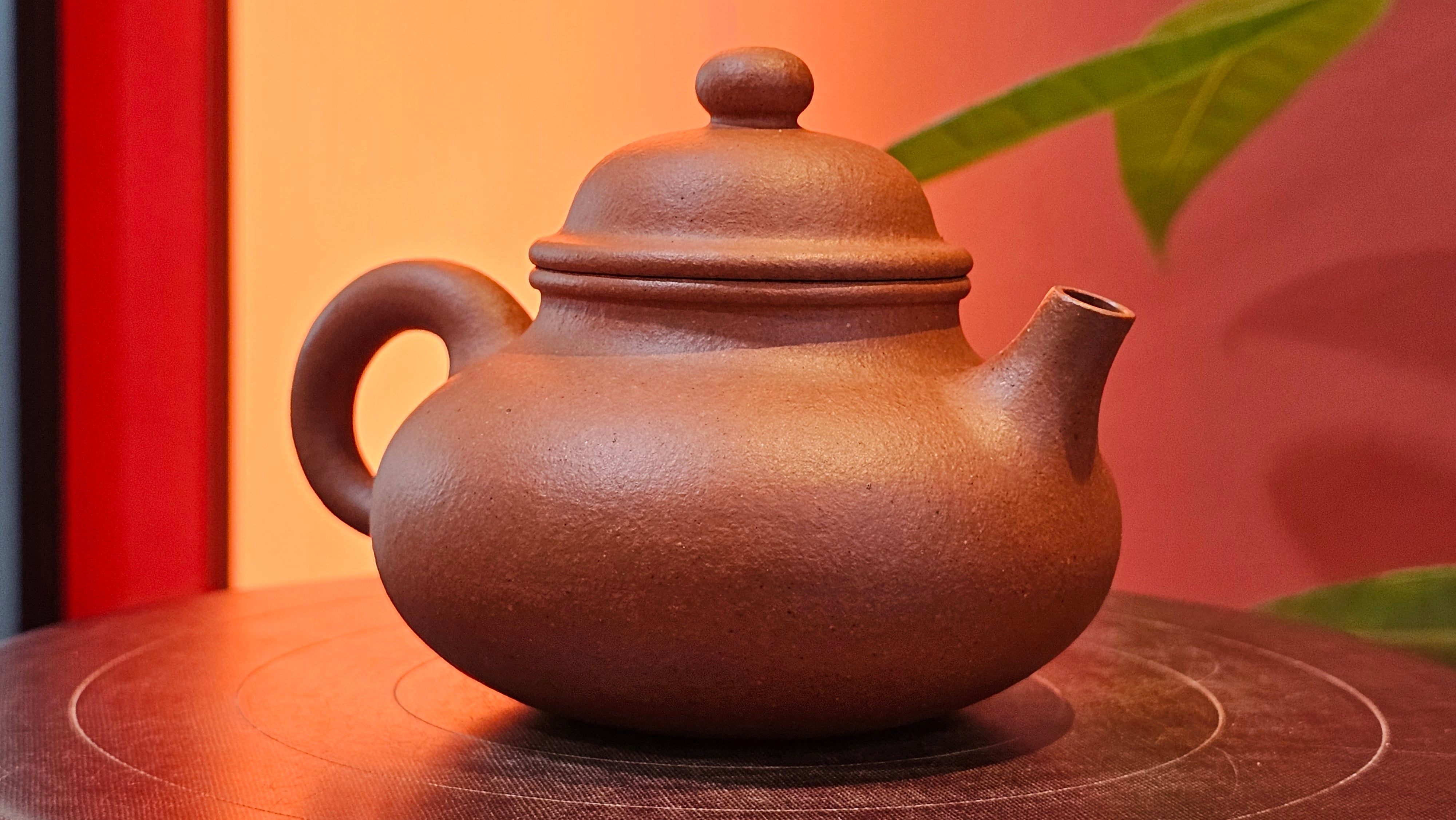 Rong Tian 容天, 134.7ml, rare Zhu Sha 朱砂 (highest granularity form of ZhuNi), by Craftsman Gu Xiao Ming 顾小明 ~ Congratulations to Mr B.B.! 1326hrs 16th August 2025, Austin, TX!