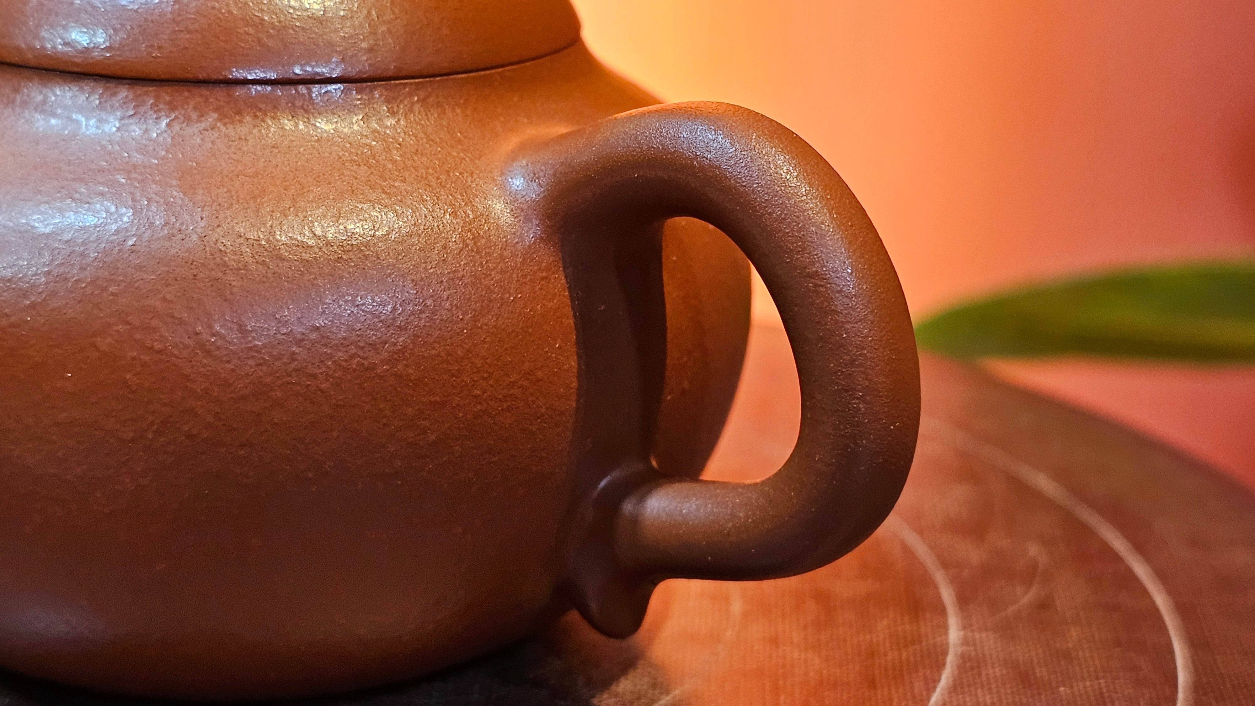 Qie Gua 茄瓜, 132.8ml, Xiao Mei Yao Zhu Ni 小煤窑朱泥,  by our Collaborative Craftsman Wang Hui 王慧, Poem Engraving by Craftsman 一德书 ~ Congratulations!to Mr D.D.! 2153hrs 27th August 2025! Jersey City, NJ!