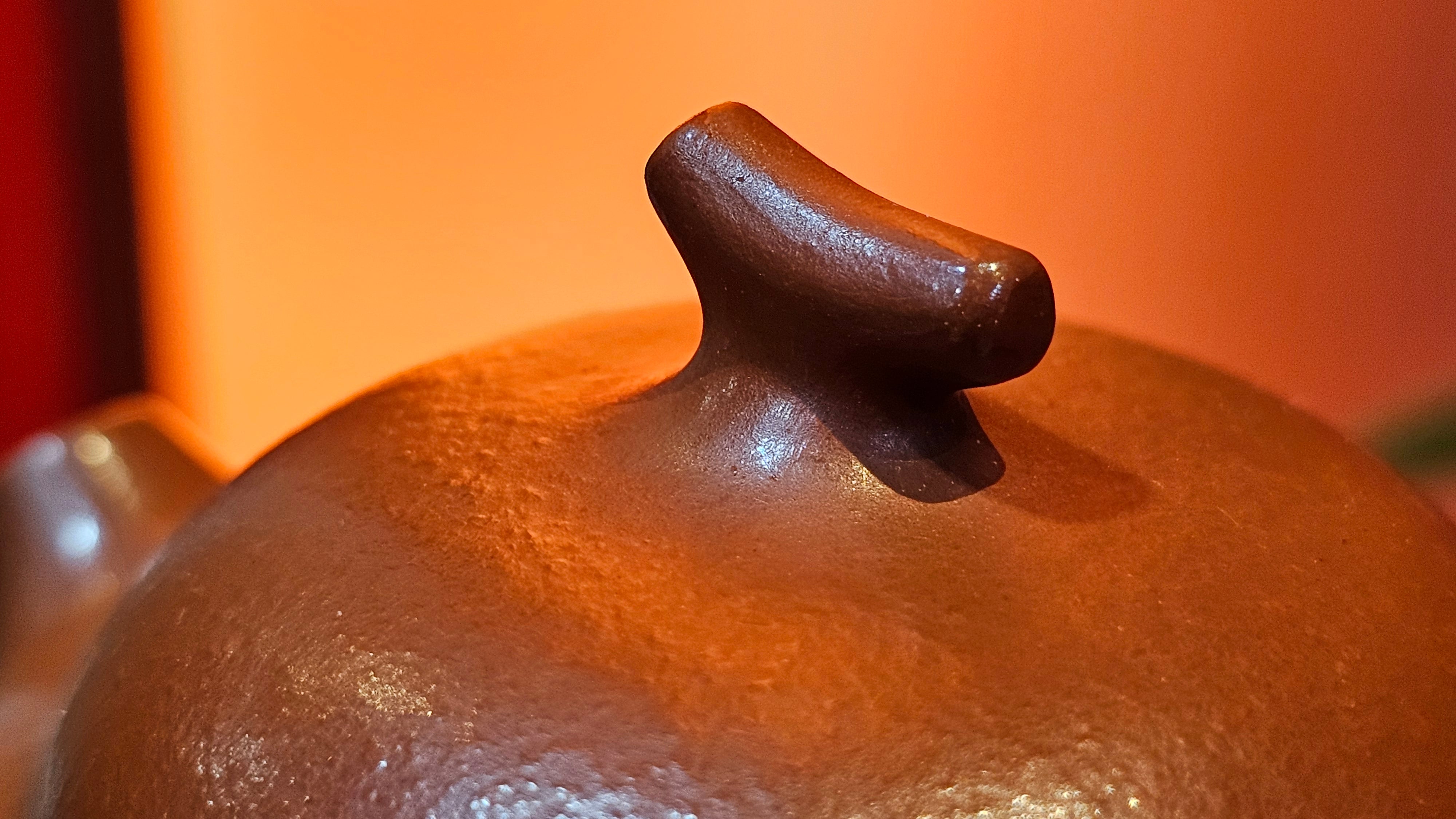 Qie Gua 茄瓜, 132.8ml, Xiao Mei Yao Zhu Ni 小煤窑朱泥,  by our Collaborative Craftsman Wang Hui 王慧, Poem Engraving by Craftsman 一德书 ~ Congratulations!to Mr D.D.! 2153hrs 27th August 2025! Jersey City, NJ!