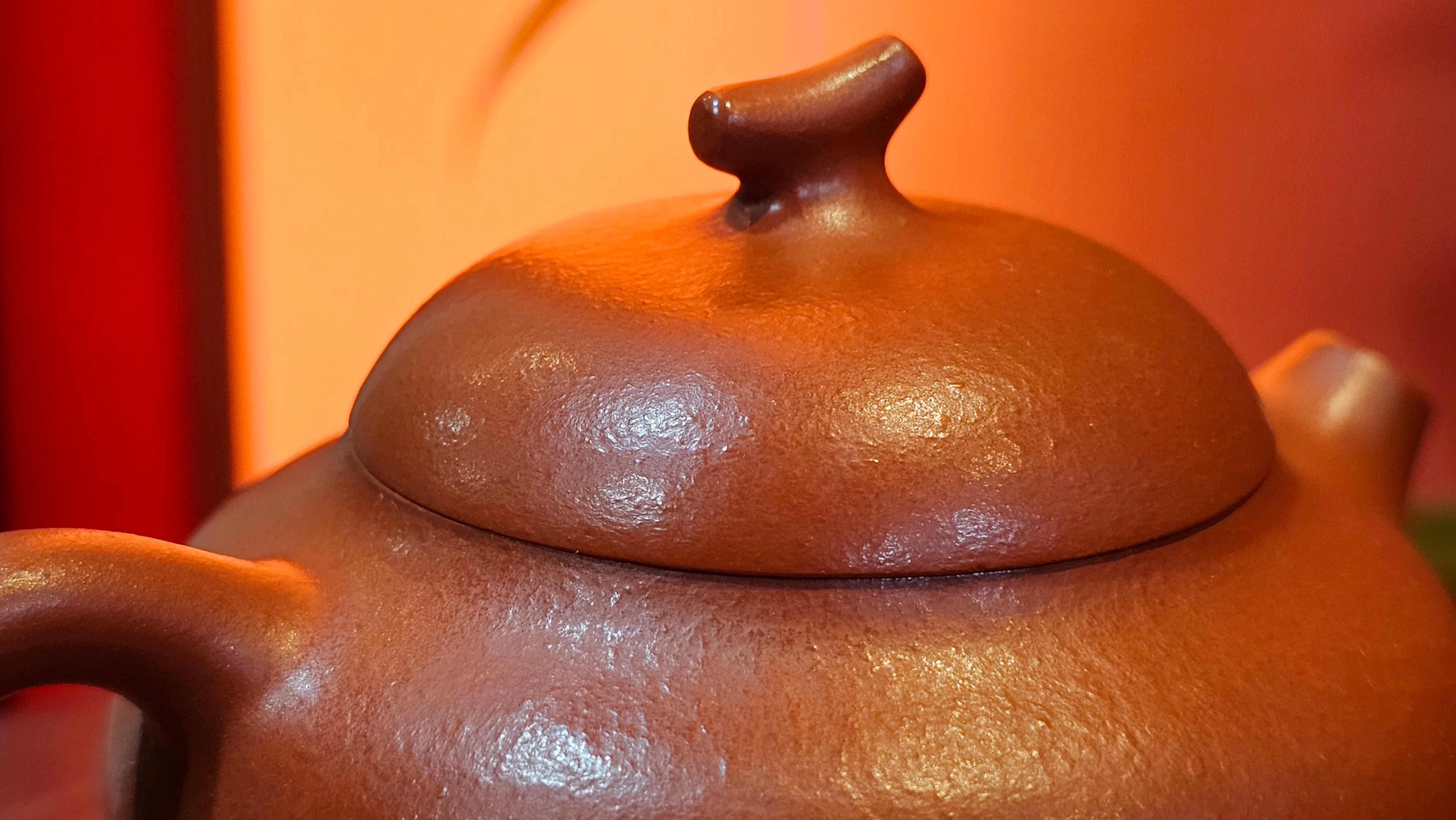 Qie Gua 茄瓜, 132.8ml, Xiao Mei Yao Zhu Ni 小煤窑朱泥,  by our Collaborative Craftsman Wang Hui 王慧, Poem Engraving by Craftsman 一德书 ~ Congratulations!to Mr D.D.! 2153hrs 27th August 2025! Jersey City, NJ!