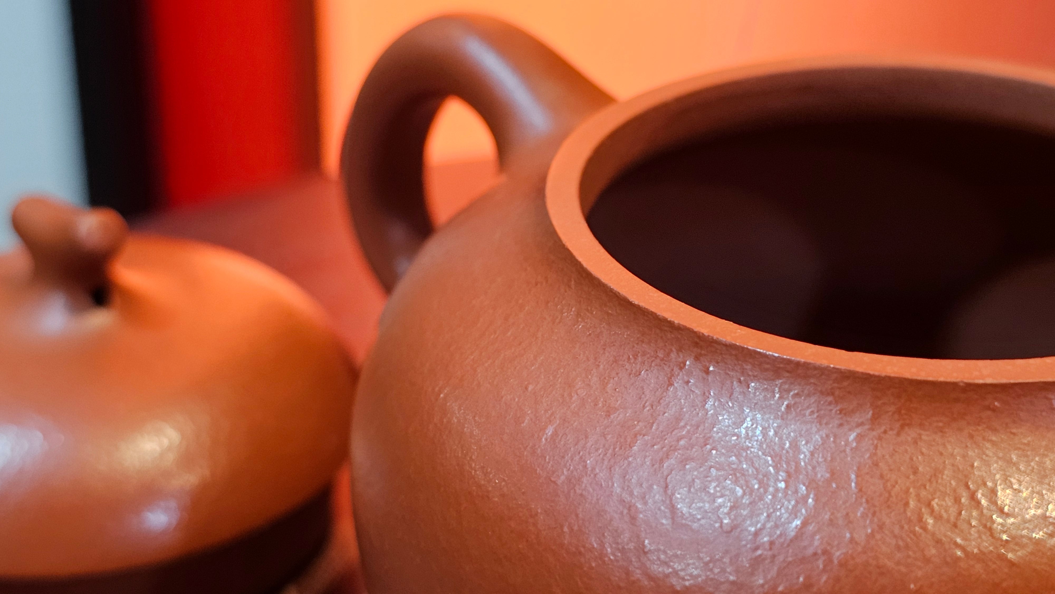 Qie Gua 茄瓜, 132.8ml, Xiao Mei Yao Zhu Ni 小煤窑朱泥,  by our Collaborative Craftsman Wang Hui 王慧, Poem Engraving by Craftsman 一德书 ~ Congratulations!to Mr D.D.! 2153hrs 27th August 2025! Jersey City, NJ!