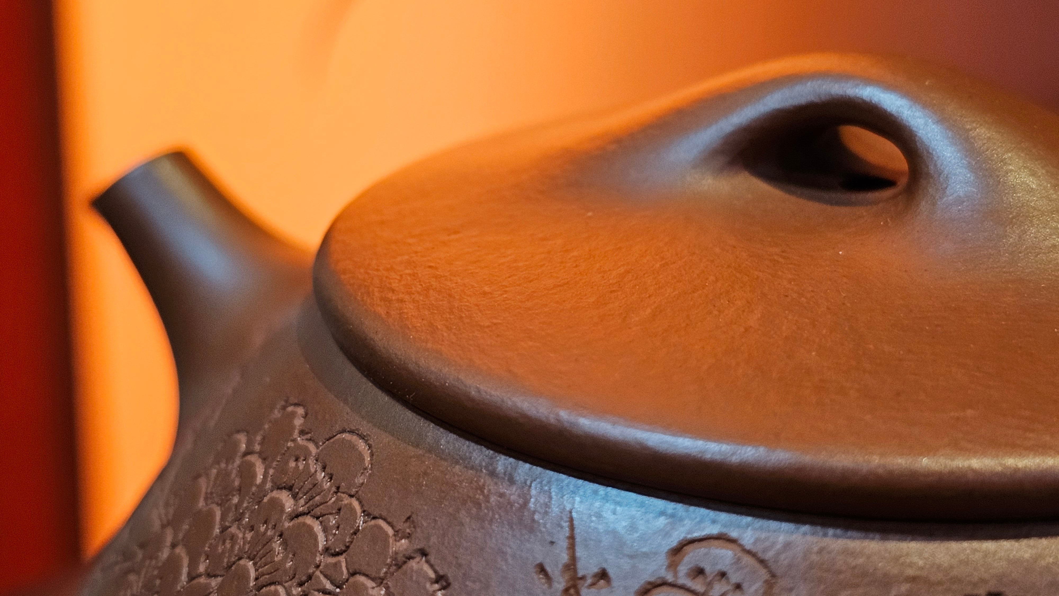 Jing Zhou Shi Piao 景舟石瓢, 257.3ml, Xiao Mei Yao Zhu Ni 小煤窑朱泥, by Craftsman Wang Xing 王兴; "暗香疏影" and Plum Blossoms Engraving by Craftsman Yi De Shu 一德书 ~ Congratulations to Mr K.F.! 1455hrs 17th August 2025, Chamblee, GA!