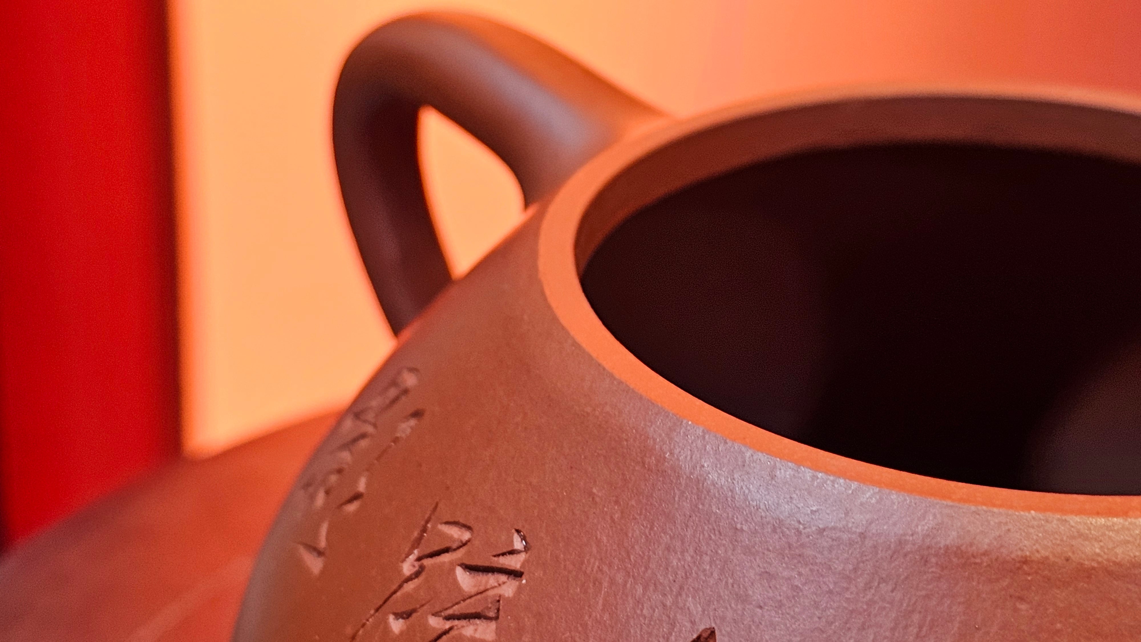 Jing Zhou Shi Piao 景舟石瓢, 257.3ml, Xiao Mei Yao Zhu Ni 小煤窑朱泥, by Craftsman Wang Xing 王兴; "暗香疏影" and Plum Blossoms Engraving by Craftsman Yi De Shu 一德书 ~ Congratulations to Mr K.F.! 1455hrs 17th August 2025, Chamblee, GA!