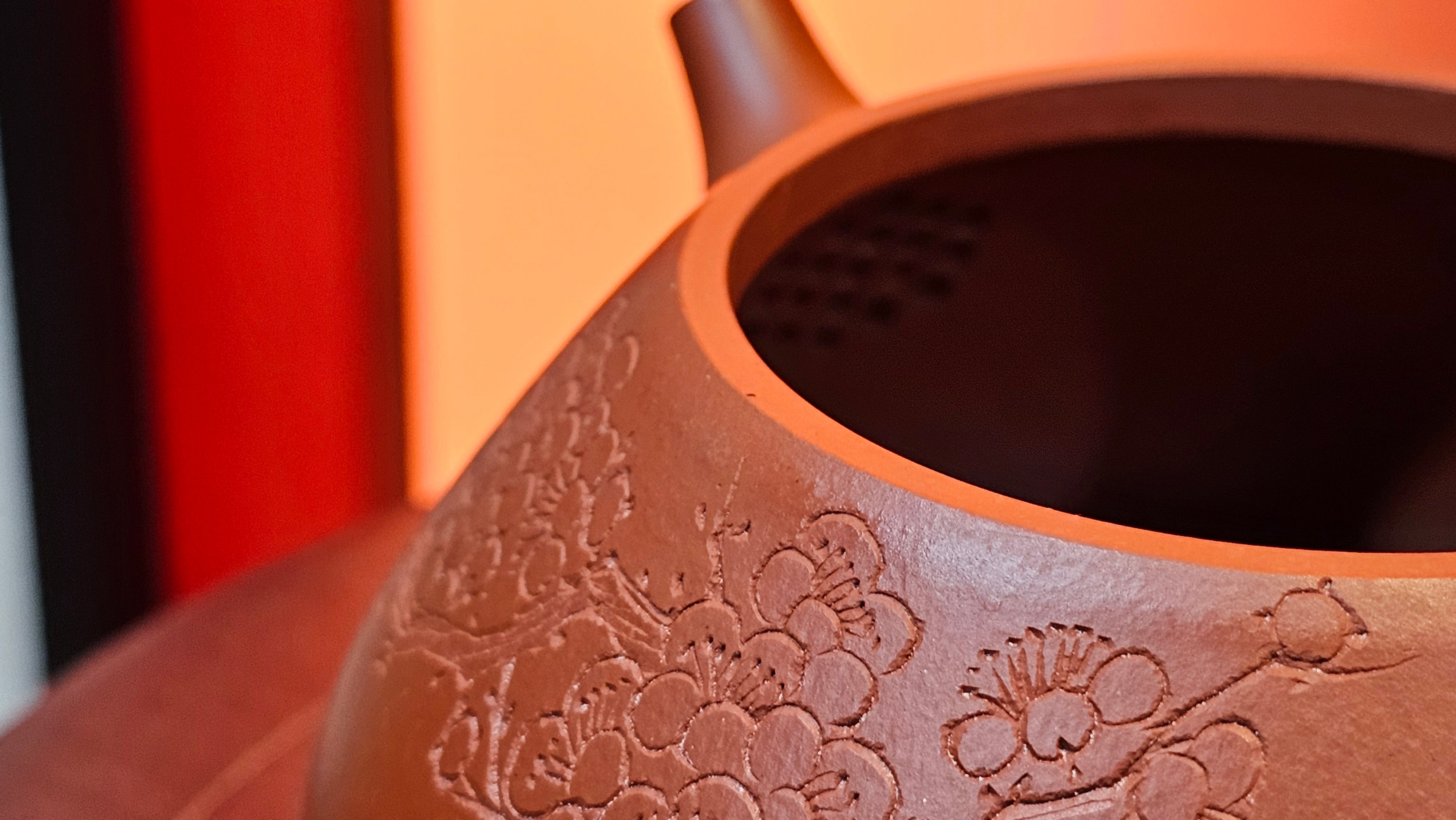 Jing Zhou Shi Piao 景舟石瓢, 257.3ml, Xiao Mei Yao Zhu Ni 小煤窑朱泥, by Craftsman Wang Xing 王兴; "暗香疏影" and Plum Blossoms Engraving by Craftsman Yi De Shu 一德书 ~ Congratulations to Mr K.F.! 1455hrs 17th August 2025, Chamblee, GA!