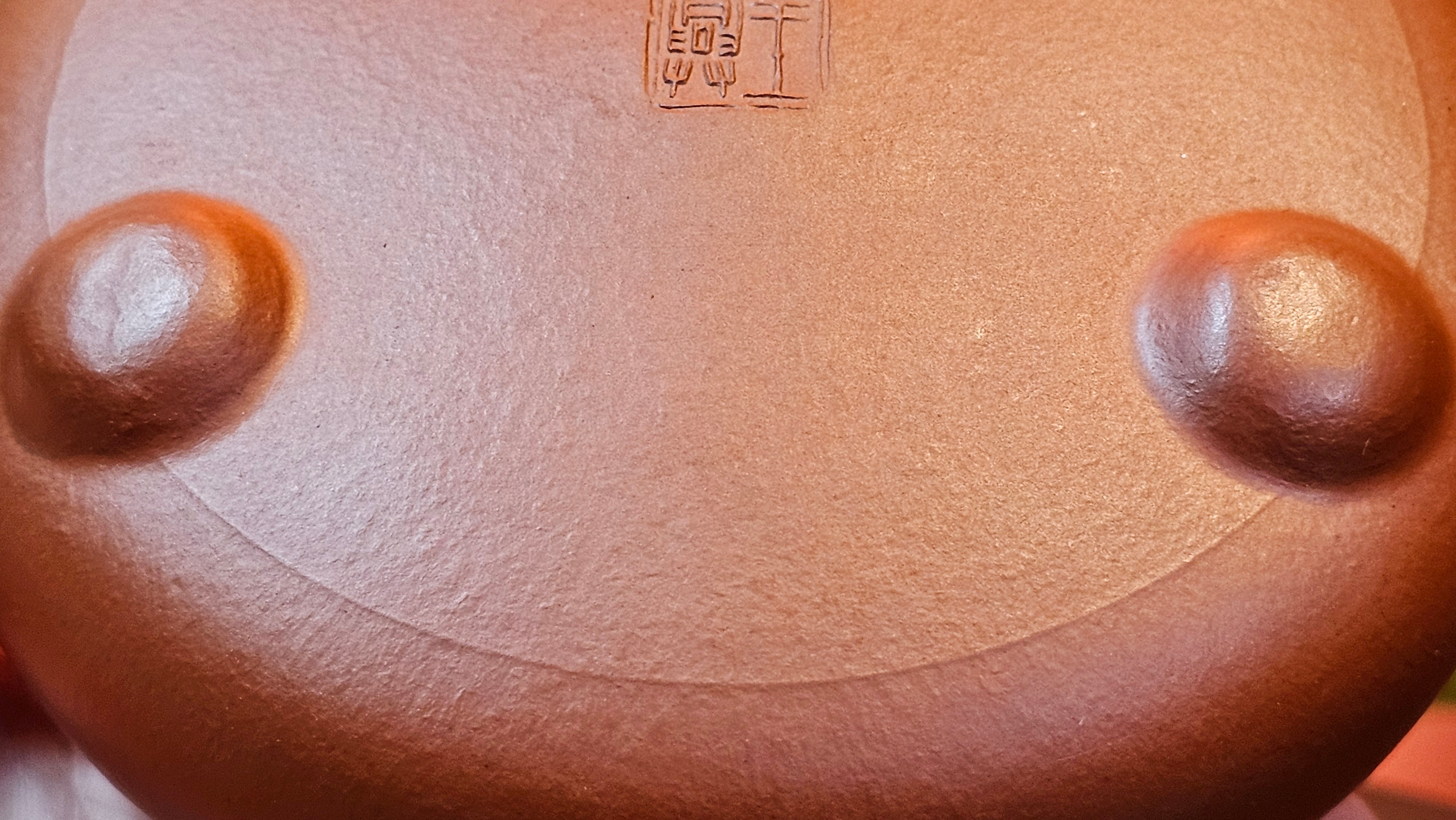 Jing Zhou Shi Piao 景舟石瓢, 257.3ml, Xiao Mei Yao Zhu Ni 小煤窑朱泥, by Craftsman Wang Xing 王兴; "暗香疏影" and Plum Blossoms Engraving by Craftsman Yi De Shu 一德书 ~ Congratulations to Mr K.F.! 1455hrs 17th August 2025, Chamblee, GA!