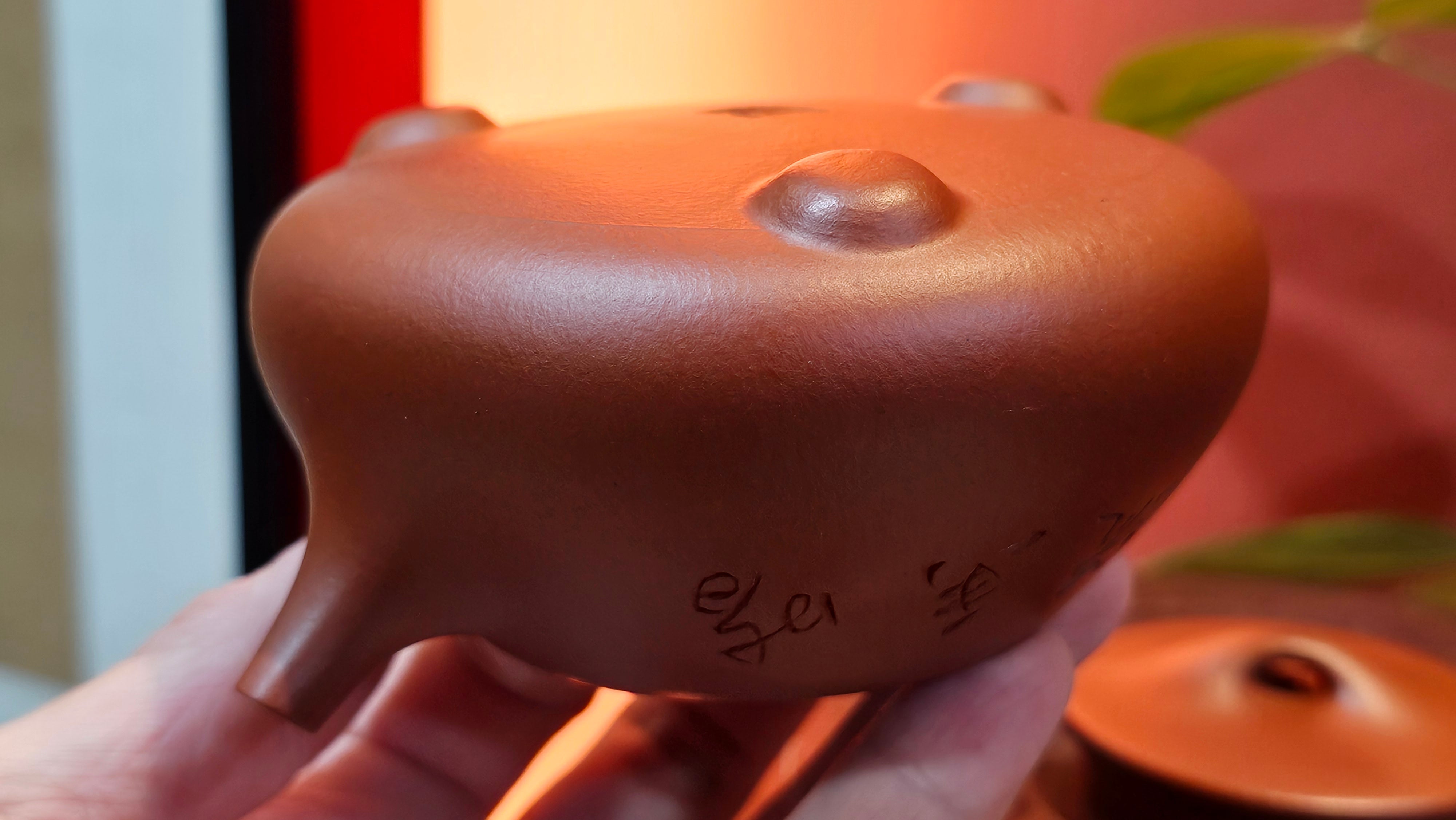 Jing Zhou Shi Piao 景舟石瓢, 257.3ml, Xiao Mei Yao Zhu Ni 小煤窑朱泥, by Craftsman Wang Xing 王兴; "暗香疏影" and Plum Blossoms Engraving by Craftsman Yi De Shu 一德书 ~ Congratulations to Mr K.F.! 1455hrs 17th August 2025, Chamblee, GA!