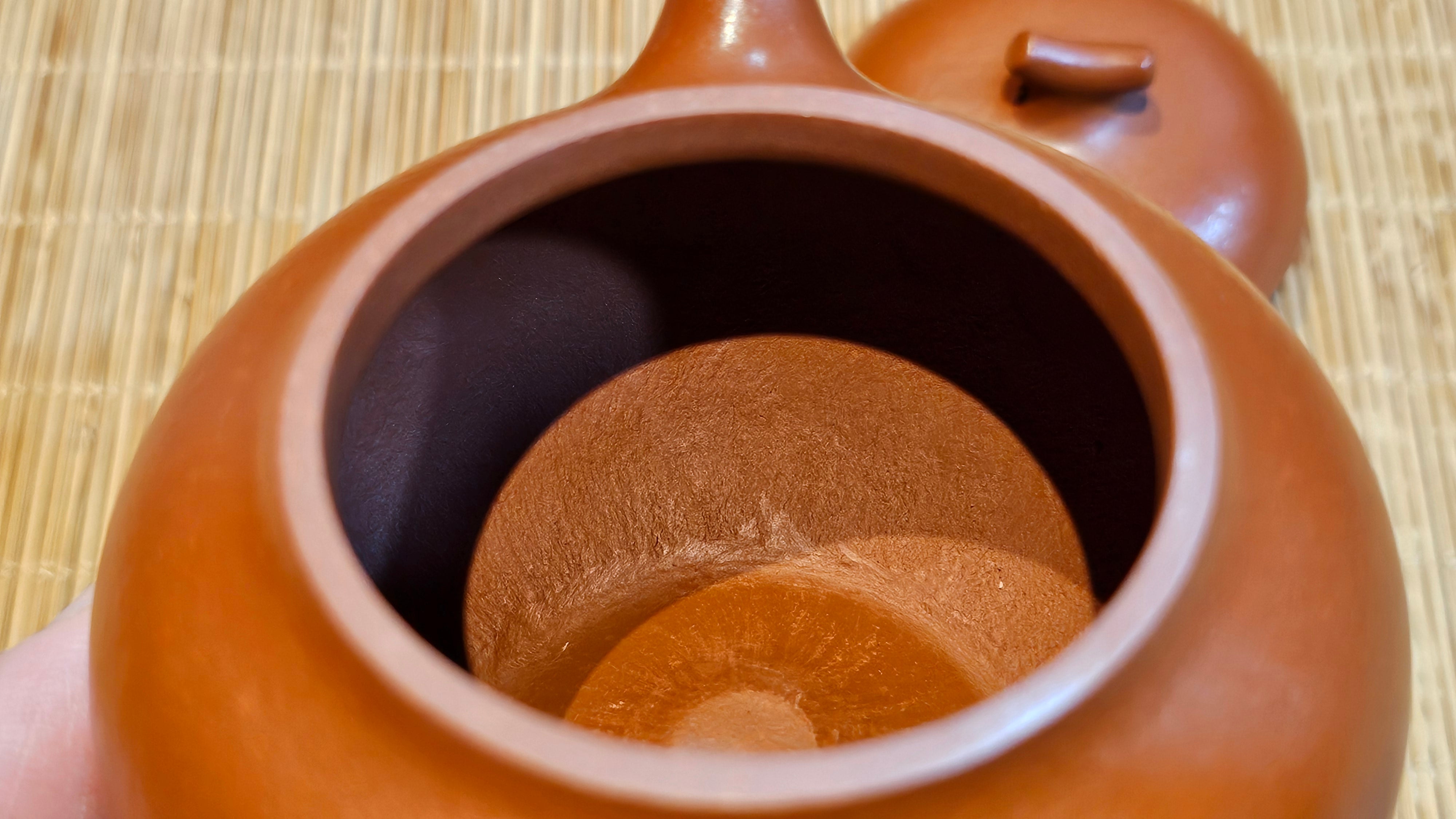 Qie Gua 茄瓜, 132.8ml, Xiao Mei Yao Zhu Ni 小煤窑朱泥,  by our Collaborative Craftsman Wang Hui 王慧, Poem Engraving by Craftsman 一德书 ~ Congratulations!to Mr D.D.! 2153hrs 27th August 2025! Jersey City, NJ!