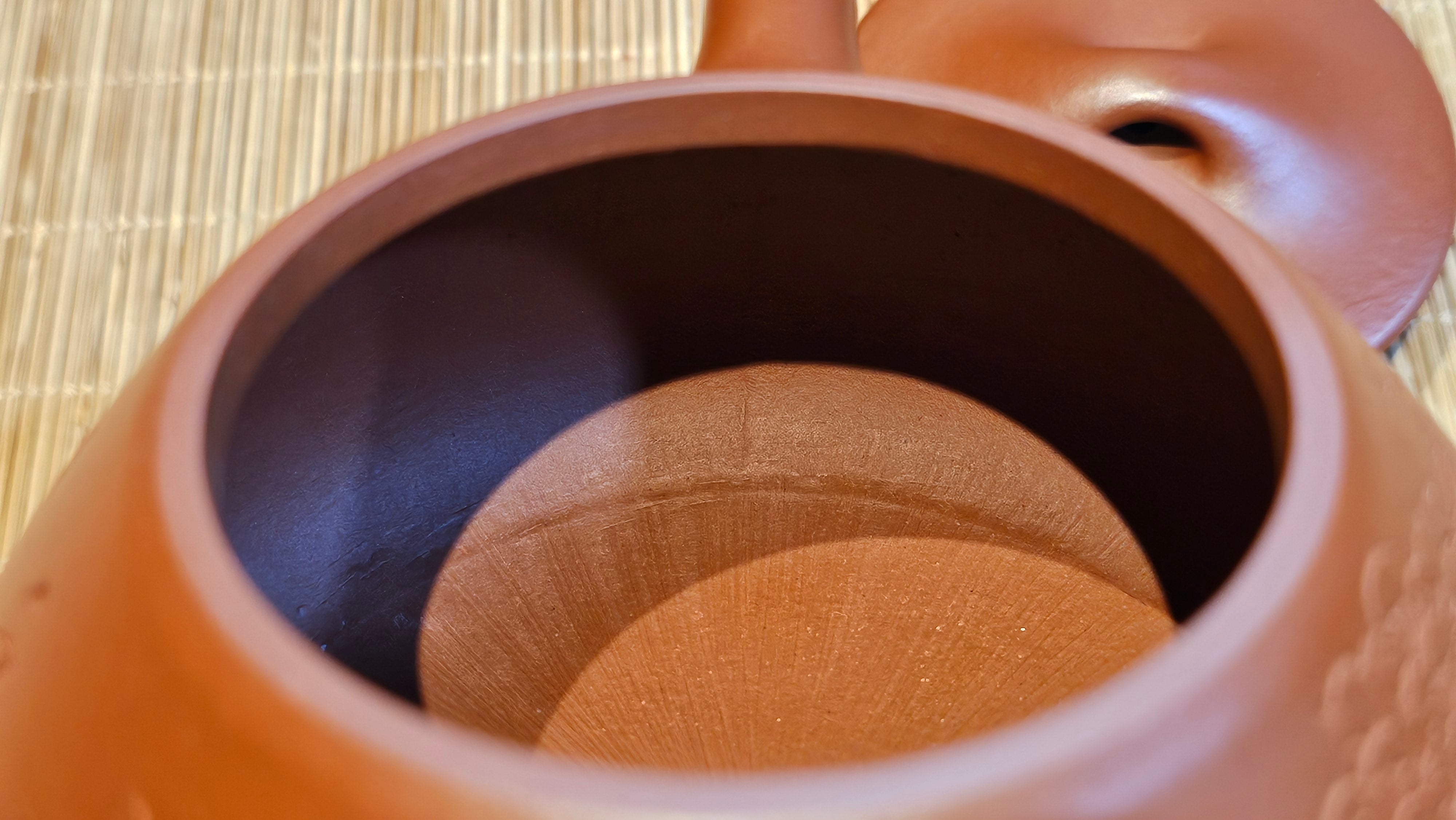 Jing Zhou Shi Piao 景舟石瓢, 257.3ml, Xiao Mei Yao Zhu Ni 小煤窑朱泥, by Craftsman Wang Xing 王兴; "暗香疏影" and Plum Blossoms Engraving by Craftsman Yi De Shu 一德书 ~ Congratulations to Mr K.F.! 1455hrs 17th August 2025, Chamblee, GA!