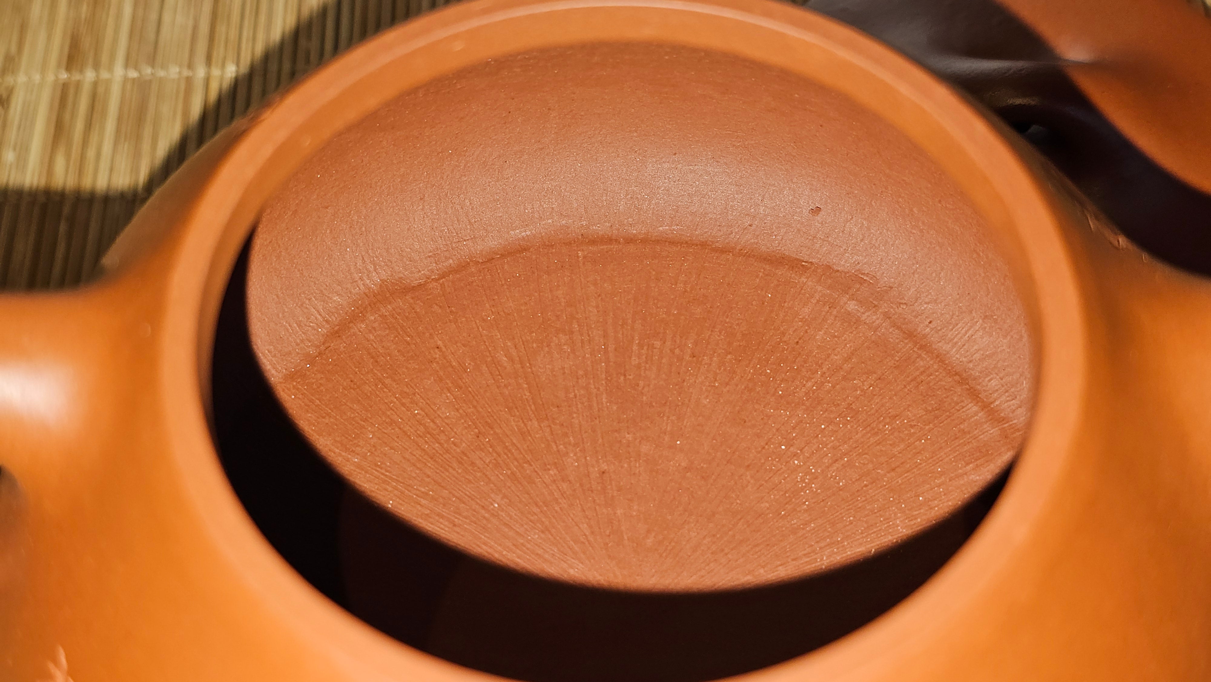 Jing Zhou Shi Piao 景舟石瓢, 257.3ml, Xiao Mei Yao Zhu Ni 小煤窑朱泥, by Craftsman Wang Xing 王兴; "暗香疏影" and Plum Blossoms Engraving by Craftsman Yi De Shu 一德书 ~ Congratulations to Mr K.F.! 1455hrs 17th August 2025, Chamblee, GA!