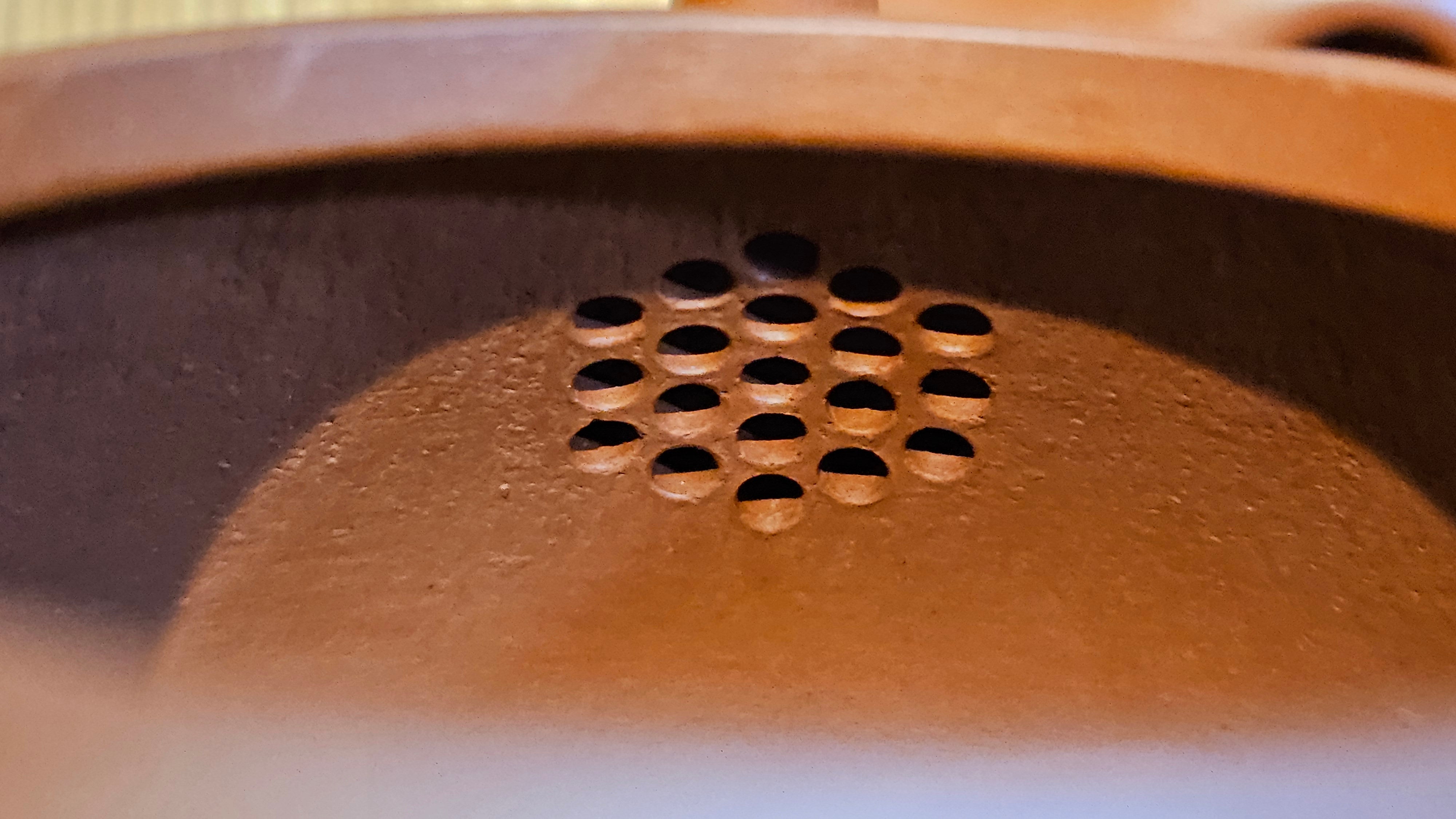 Jing Zhou Shi Piao 景舟石瓢, 257.3ml, Xiao Mei Yao Zhu Ni 小煤窑朱泥, by Craftsman Wang Xing 王兴; "暗香疏影" and Plum Blossoms Engraving by Craftsman Yi De Shu 一德书 ~ Congratulations to Mr K.F.! 1455hrs 17th August 2025, Chamblee, GA!