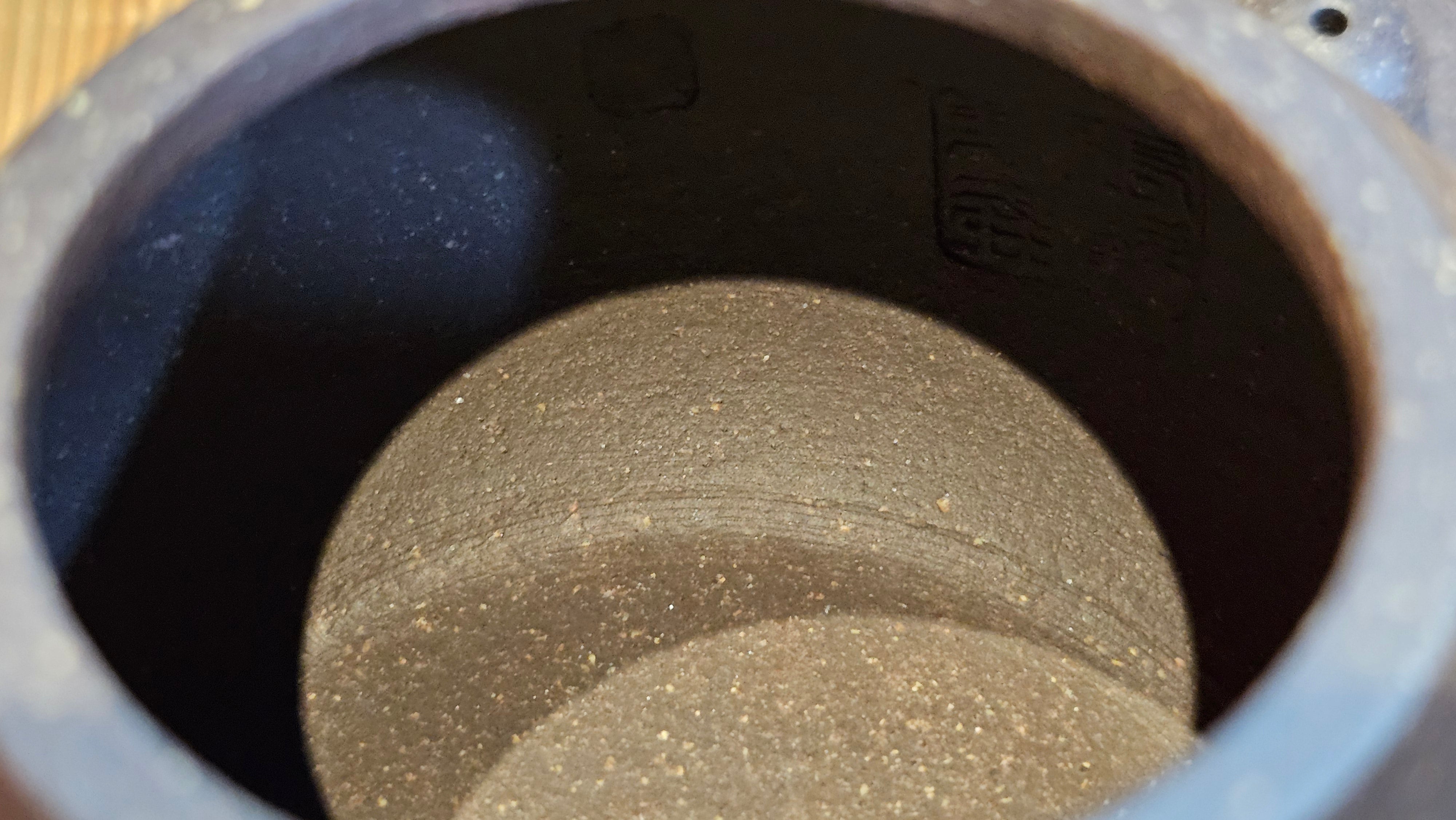 Du Zhi Hu《笃志壶》, 175.1ml, Hei Zi Ni 黑紫泥, by our Craftsman Zhang Huan 张欢, Calligraphy and Plum Blossoms Engraving by Craftsman Yi Cheng 逸成 ~ Congratulations!to Mr T.J.! 0909hrs 17th August 2025, Oulu! Finland 🇫🇮.