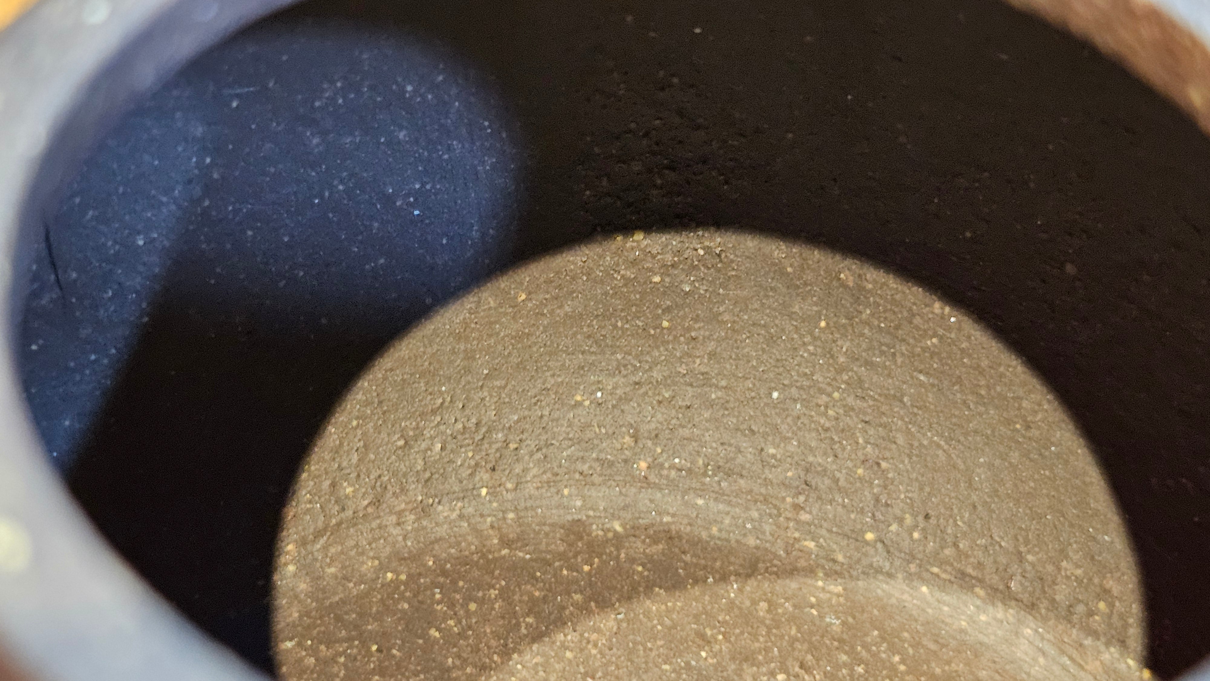 Du Zhi Hu《笃志壶》, 175.1ml, Hei Zi Ni 黑紫泥, by our Craftsman Zhang Huan 张欢, Calligraphy and Plum Blossoms Engraving by Craftsman Yi Cheng 逸成 ~ Congratulations!to Mr T.J.! 0909hrs 17th August 2025, Oulu! Finland 🇫🇮.