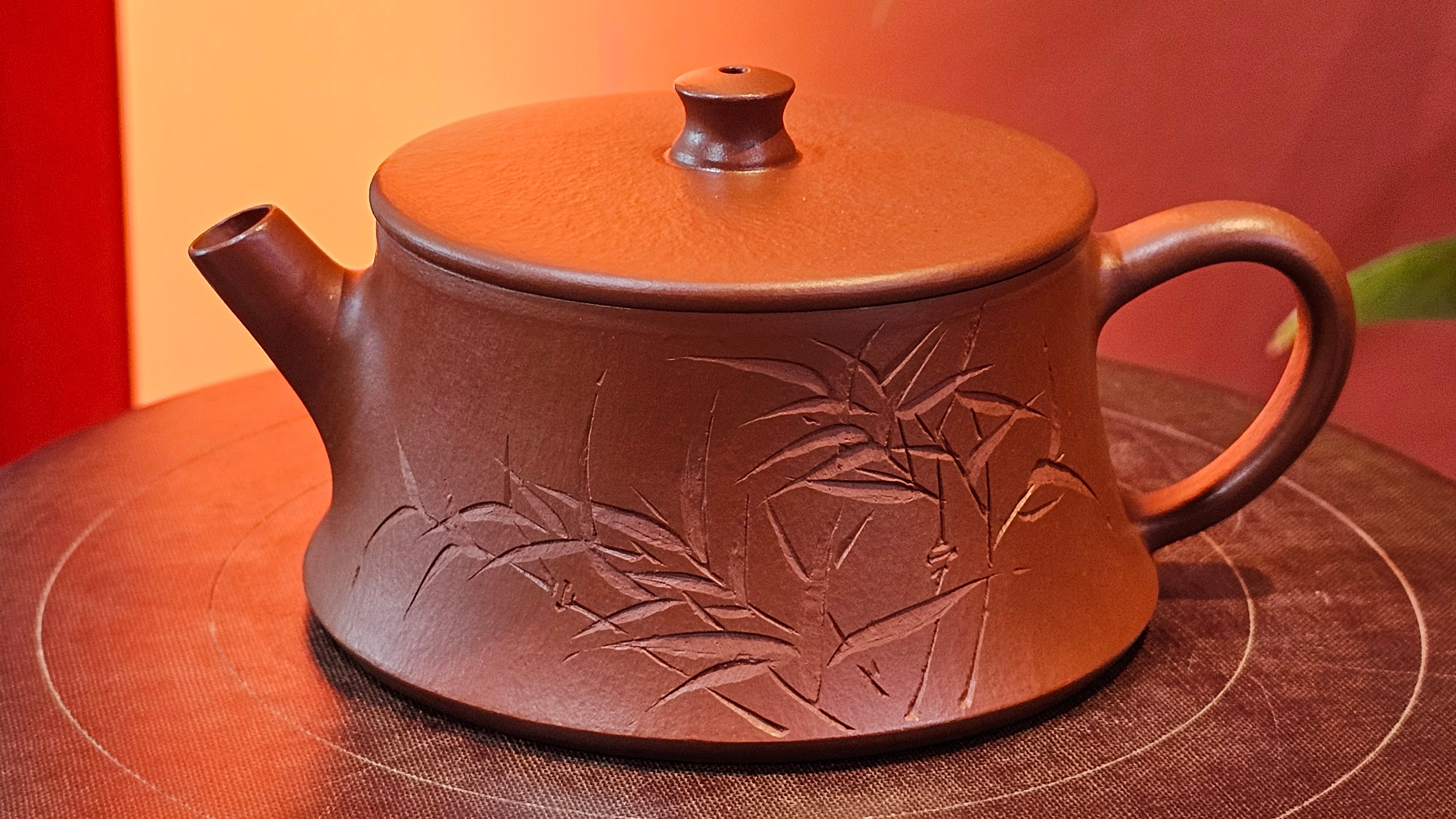 Yun Zhu 云柱 "Pillar of the Heavens", 133.3ml, Xiao Mei Yao Zhu Ni, by Craftsman Wang Hui 王慧 ~ "劲竹凌风" and Bamboo Engraving by Craftsman Yi De Shu 一德书 ~ Congratulations to Mr A.S.! 1421hrs 20th August 2025! Tao Yuan City!♥️