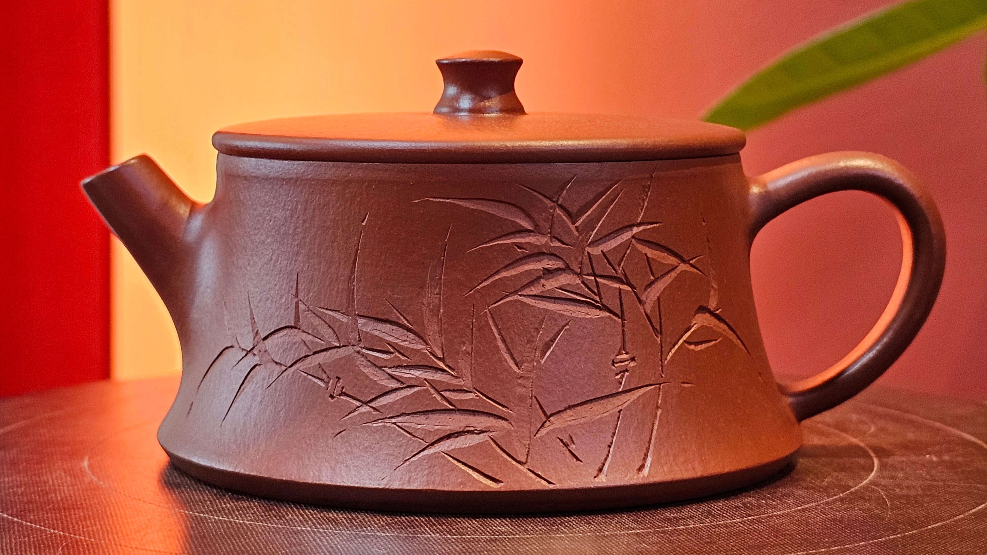 Yun Zhu 云柱 "Pillar of the Heavens", 133.3ml, Xiao Mei Yao Zhu Ni, by Craftsman Wang Hui 王慧 ~ "劲竹凌风" and Bamboo Engraving by Craftsman Yi De Shu 一德书 ~ Congratulations to Mr A.S.! 1421hrs 20th August 2025! Tao Yuan City!♥️