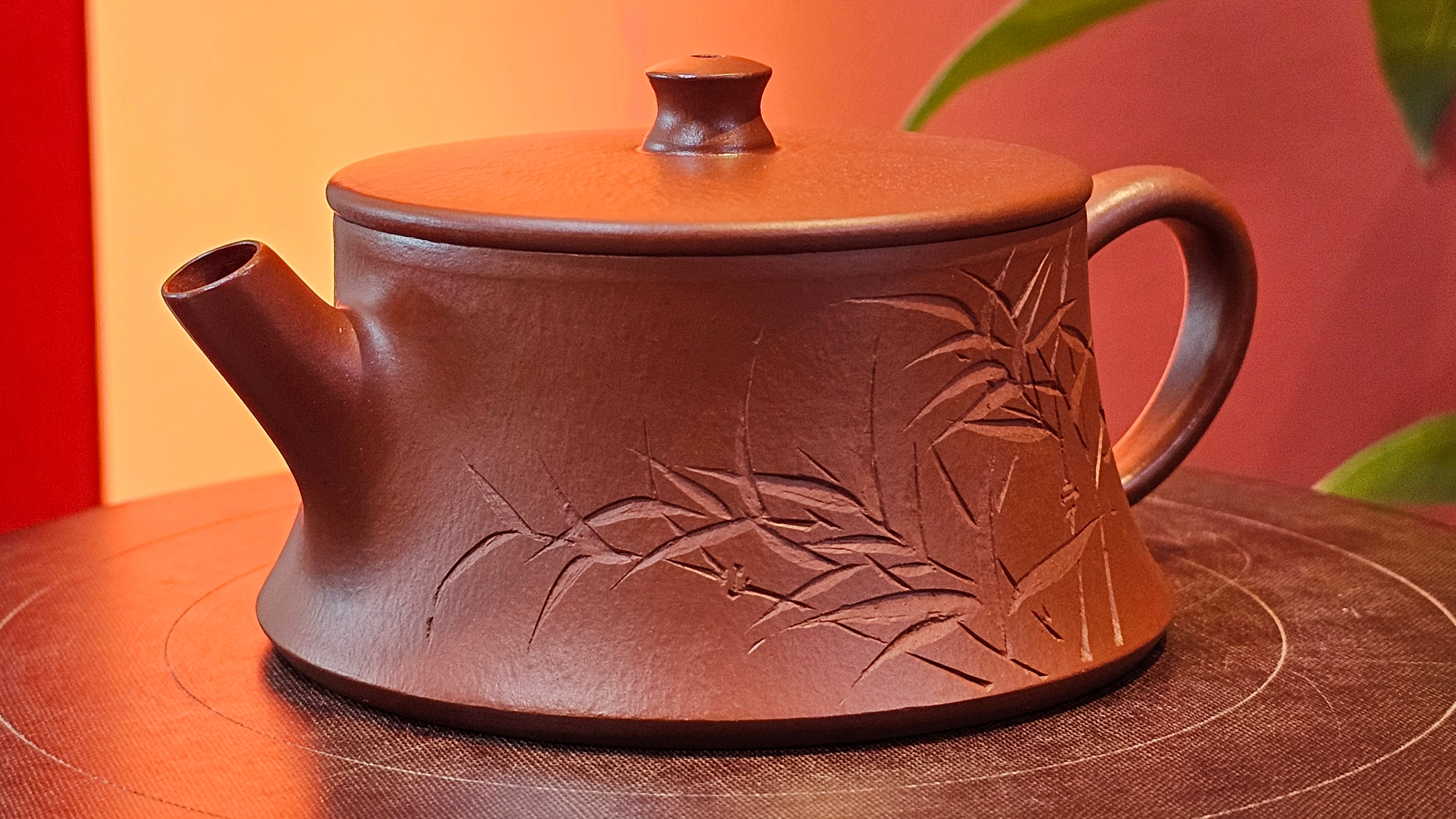 Yun Zhu 云柱 "Pillar of the Heavens", 133.3ml, Xiao Mei Yao Zhu Ni, by Craftsman Wang Hui 王慧 ~ "劲竹凌风" and Bamboo Engraving by Craftsman Yi De Shu 一德书 ~ Congratulations to Mr A.S.! 1421hrs 20th August 2025! Tao Yuan City!♥️