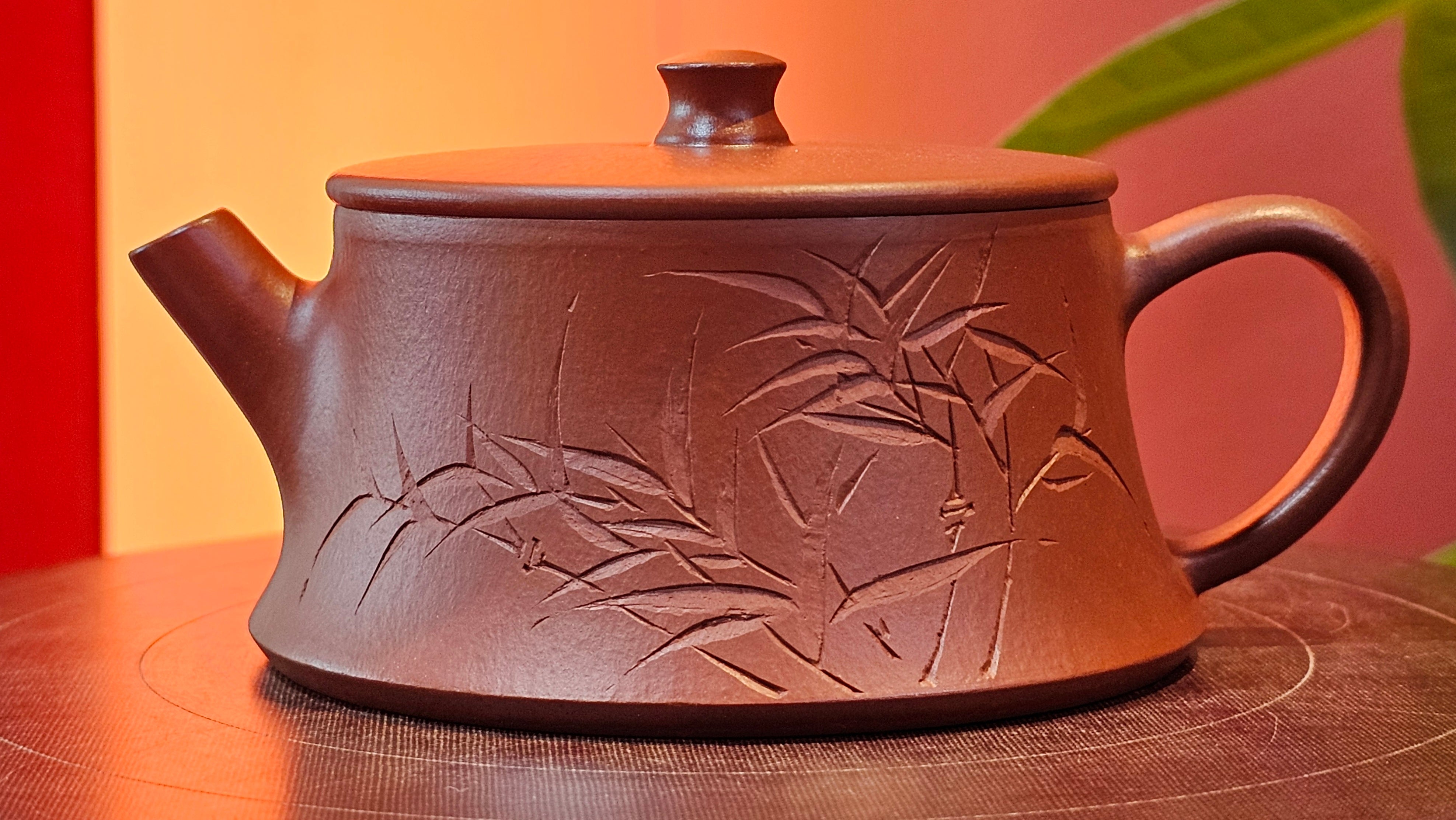 Yun Zhu 云柱 "Pillar of the Heavens", 133.3ml, Xiao Mei Yao Zhu Ni, by Craftsman Wang Hui 王慧 ~ "劲竹凌风" and Bamboo Engraving by Craftsman Yi De Shu 一德书 ~ Congratulations to Mr A.S.! 1421hrs 20th August 2025! Tao Yuan City!♥️