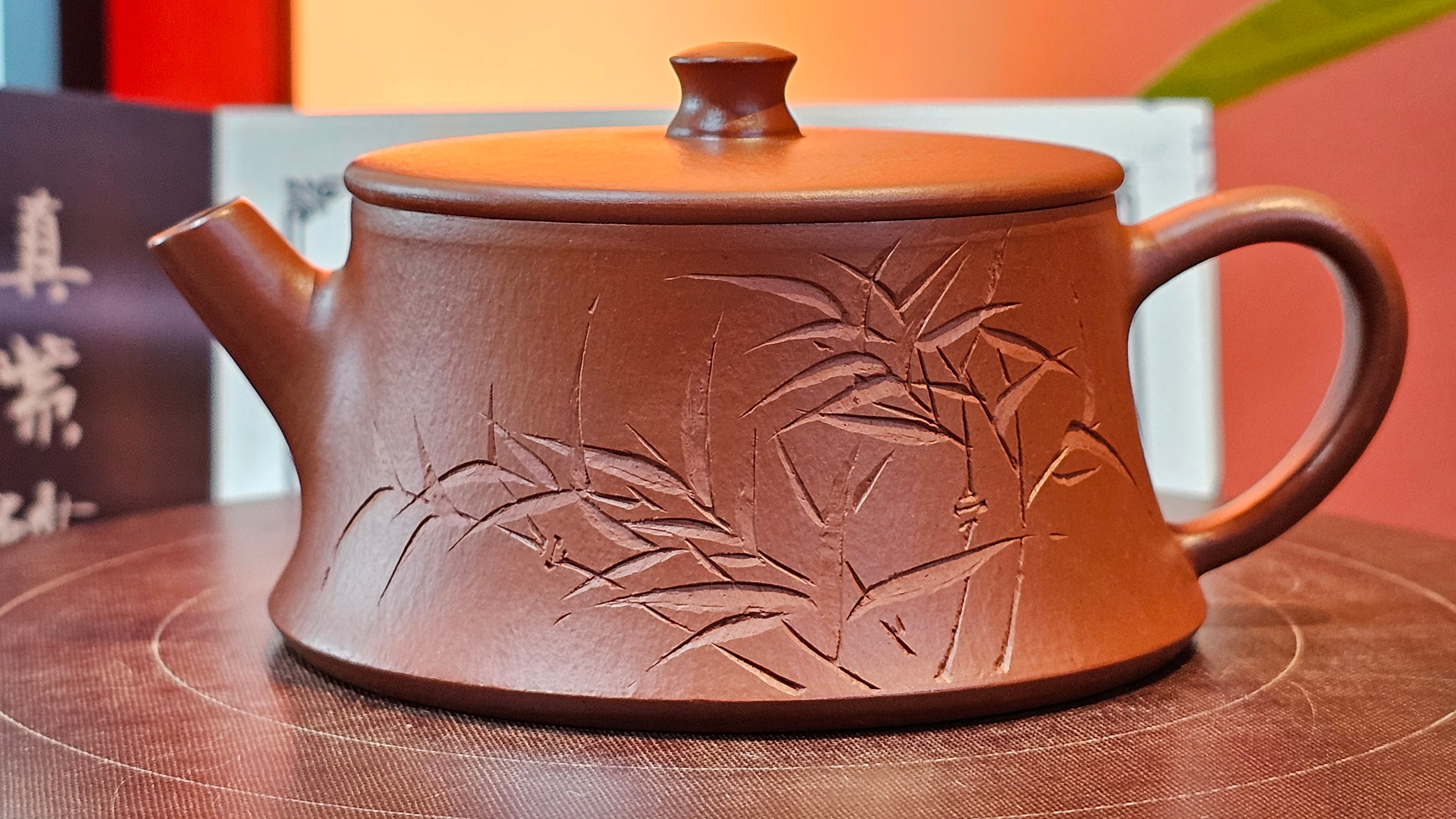 Yun Zhu 云柱 "Pillar of the Heavens", 133.3ml, Xiao Mei Yao Zhu Ni, by Craftsman Wang Hui 王慧 ~ "劲竹凌风" and Bamboo Engraving by Craftsman Yi De Shu 一德书 ~ Congratulations to Mr A.S.! 1421hrs 20th August 2025! Tao Yuan City!♥️