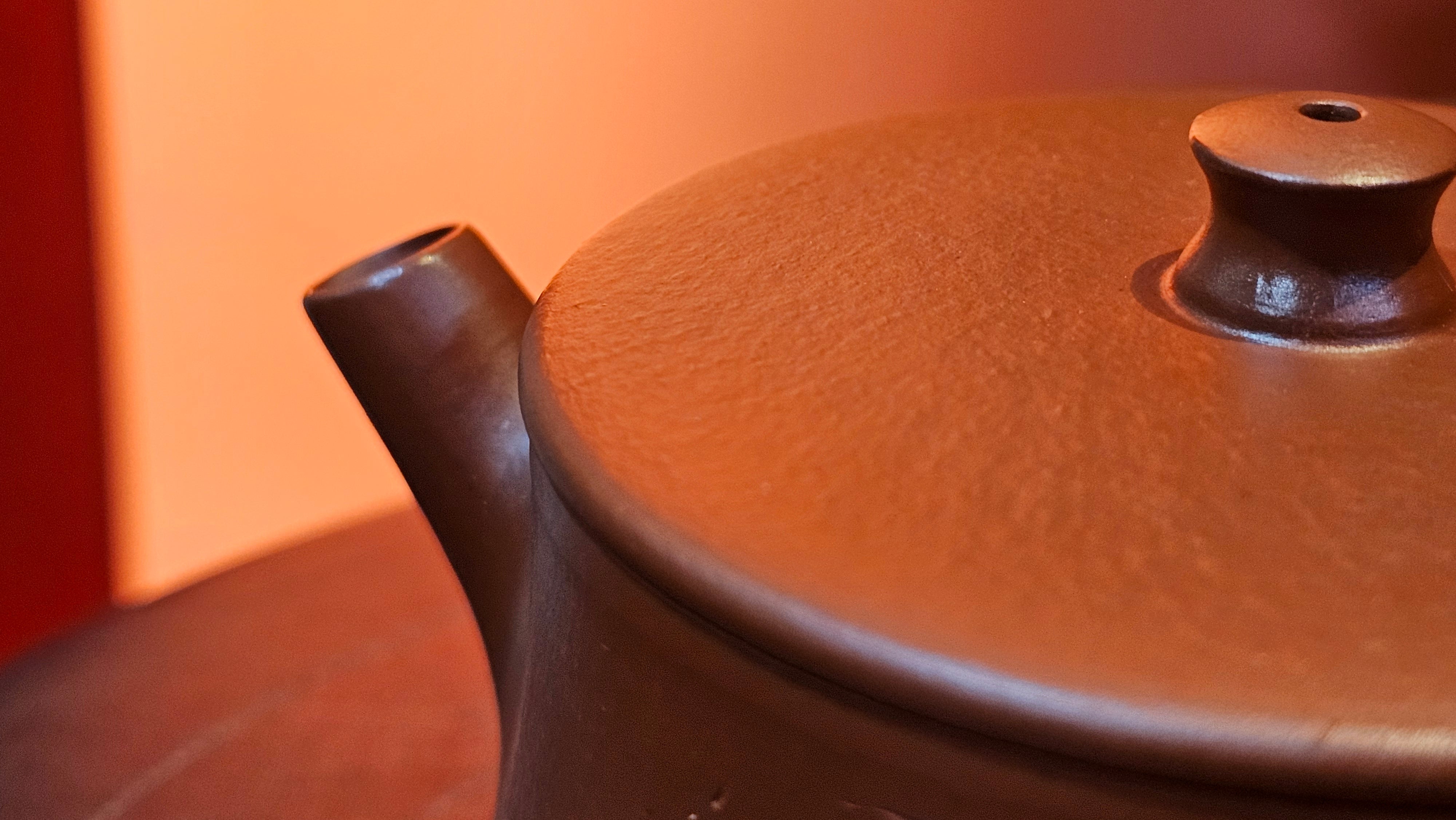 Yun Zhu 云柱 "Pillar of the Heavens", 133.3ml, Xiao Mei Yao Zhu Ni, by Craftsman Wang Hui 王慧 ~ "劲竹凌风" and Bamboo Engraving by Craftsman Yi De Shu 一德书 ~ Congratulations to Mr A.S.! 1421hrs 20th August 2025! Tao Yuan City!♥️