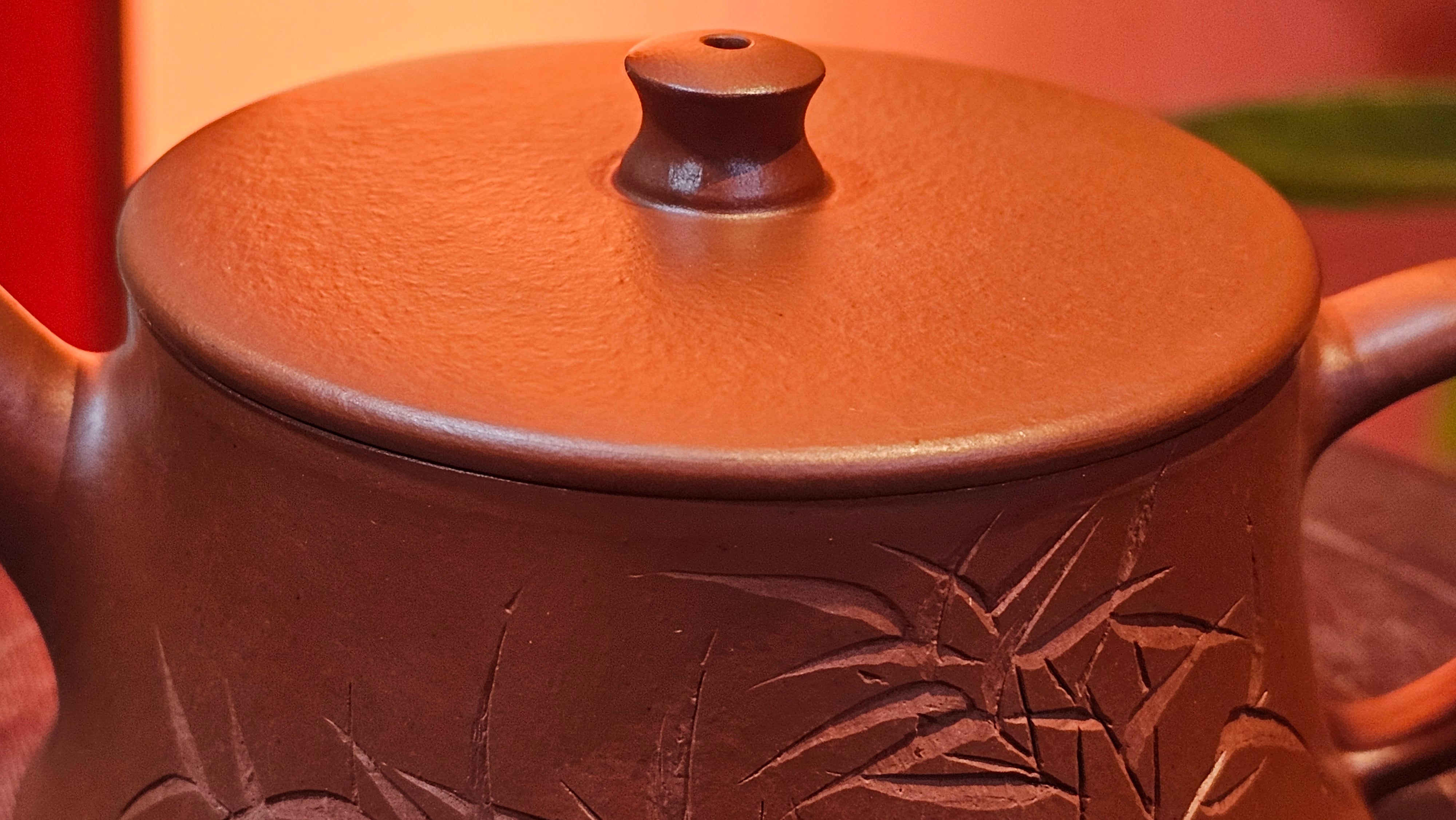 Yun Zhu 云柱 "Pillar of the Heavens", 133.3ml, Xiao Mei Yao Zhu Ni, by Craftsman Wang Hui 王慧 ~ "劲竹凌风" and Bamboo Engraving by Craftsman Yi De Shu 一德书 ~ Congratulations to Mr A.S.! 1421hrs 20th August 2025! Tao Yuan City!♥️