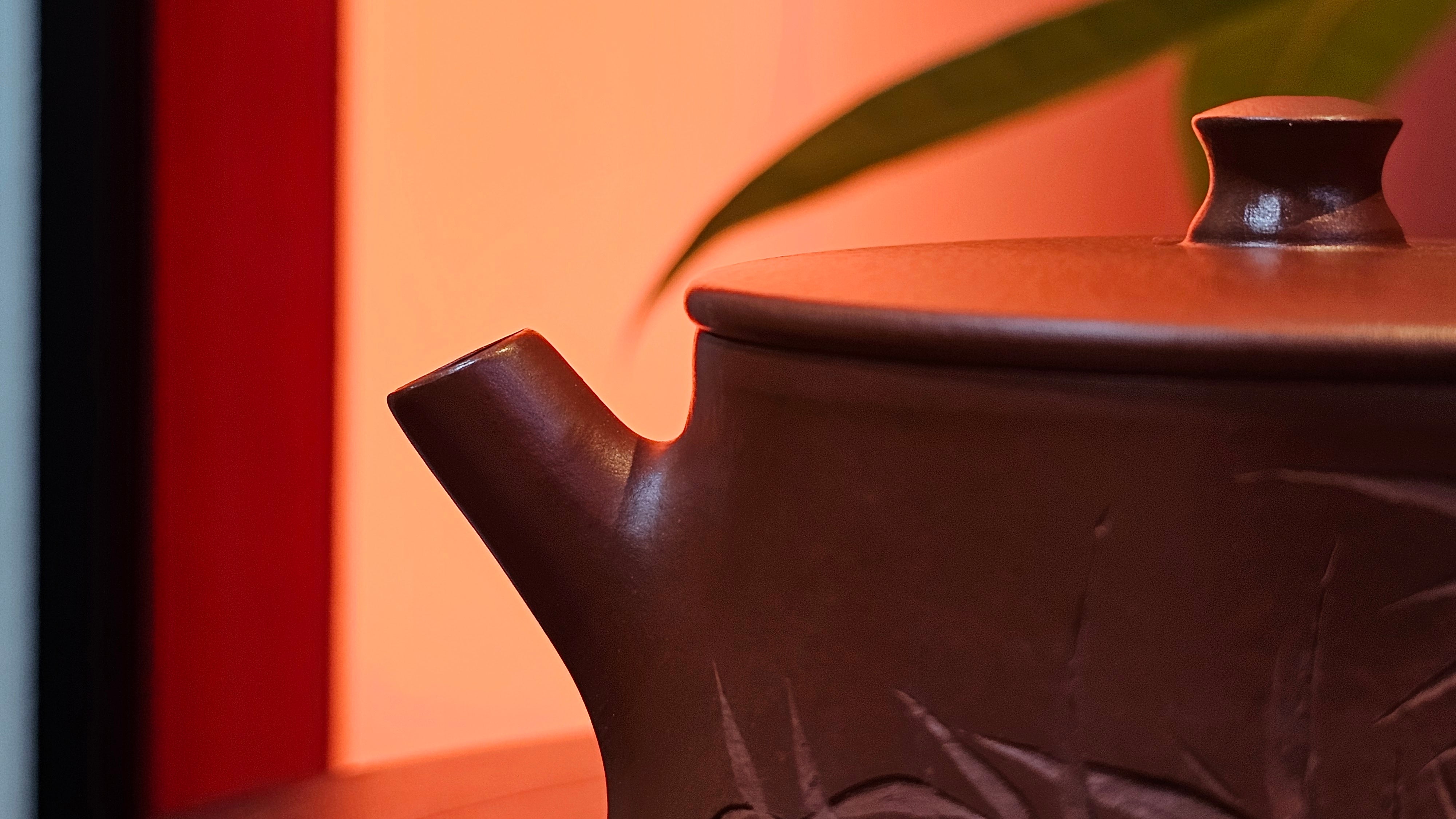 Yun Zhu 云柱 "Pillar of the Heavens", 133.3ml, Xiao Mei Yao Zhu Ni, by Craftsman Wang Hui 王慧 ~ "劲竹凌风" and Bamboo Engraving by Craftsman Yi De Shu 一德书 ~ Congratulations to Mr A.S.! 1421hrs 20th August 2025! Tao Yuan City!♥️