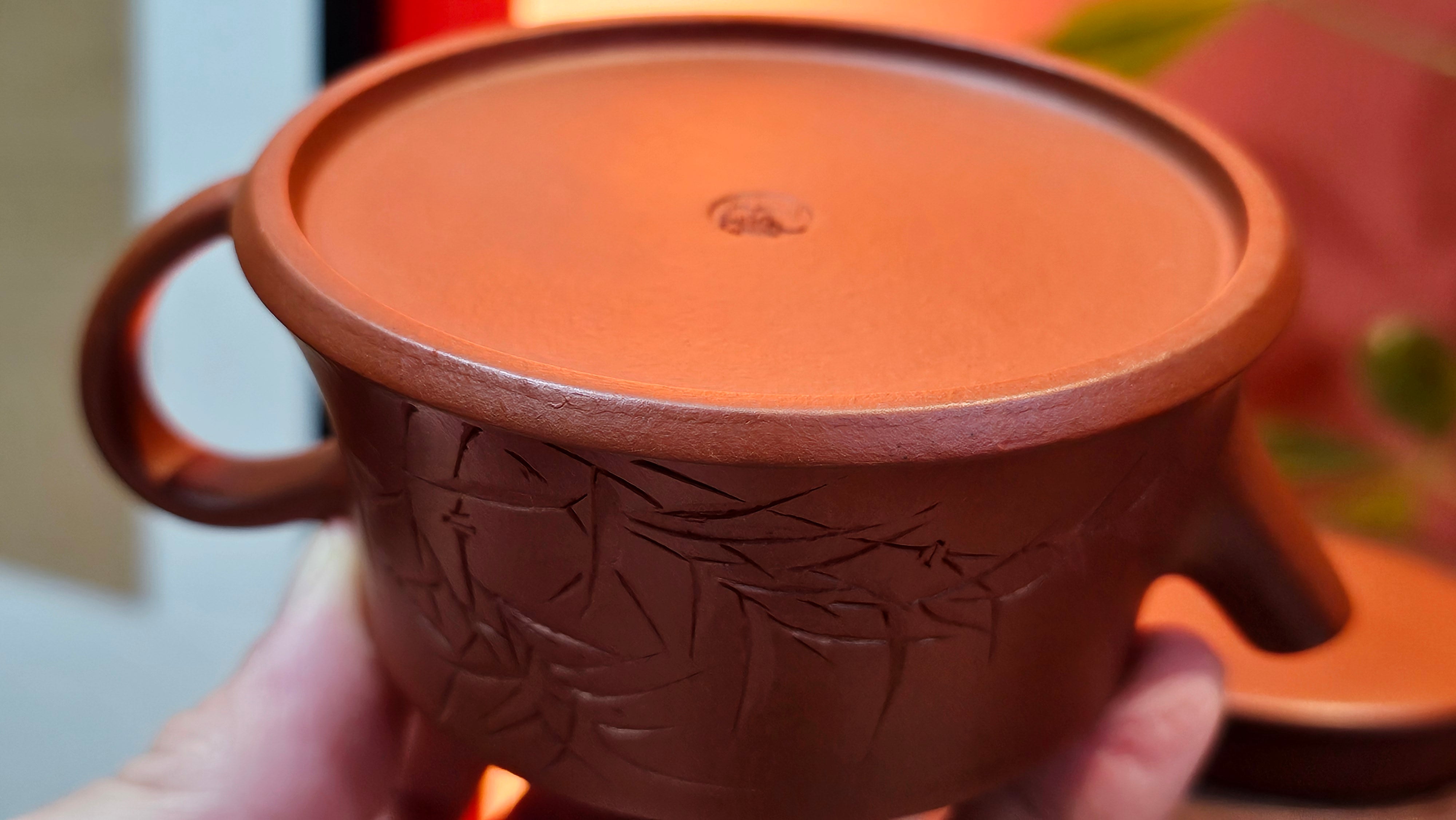 Yun Zhu 云柱 "Pillar of the Heavens", 133.3ml, Xiao Mei Yao Zhu Ni, by Craftsman Wang Hui 王慧 ~ "劲竹凌风" and Bamboo Engraving by Craftsman Yi De Shu 一德书 ~ Congratulations to Mr A.S.! 1421hrs 20th August 2025! Tao Yuan City!♥️