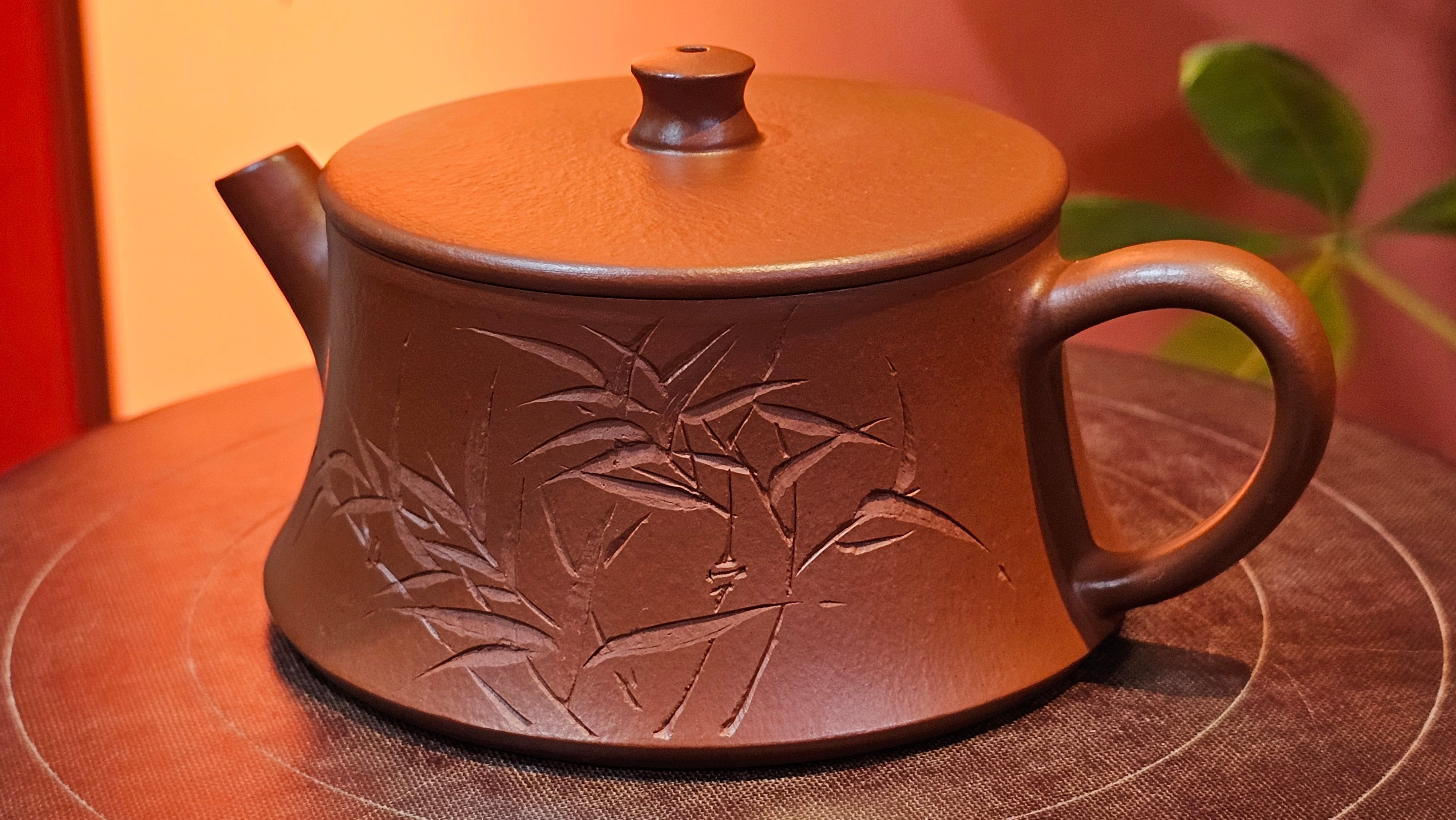 Yun Zhu 云柱 "Pillar of the Heavens", 133.3ml, Xiao Mei Yao Zhu Ni, by Craftsman Wang Hui 王慧 ~ "劲竹凌风" and Bamboo Engraving by Craftsman Yi De Shu 一德书 ~ Congratulations to Mr A.S.! 1421hrs 20th August 2025! Tao Yuan City!♥️