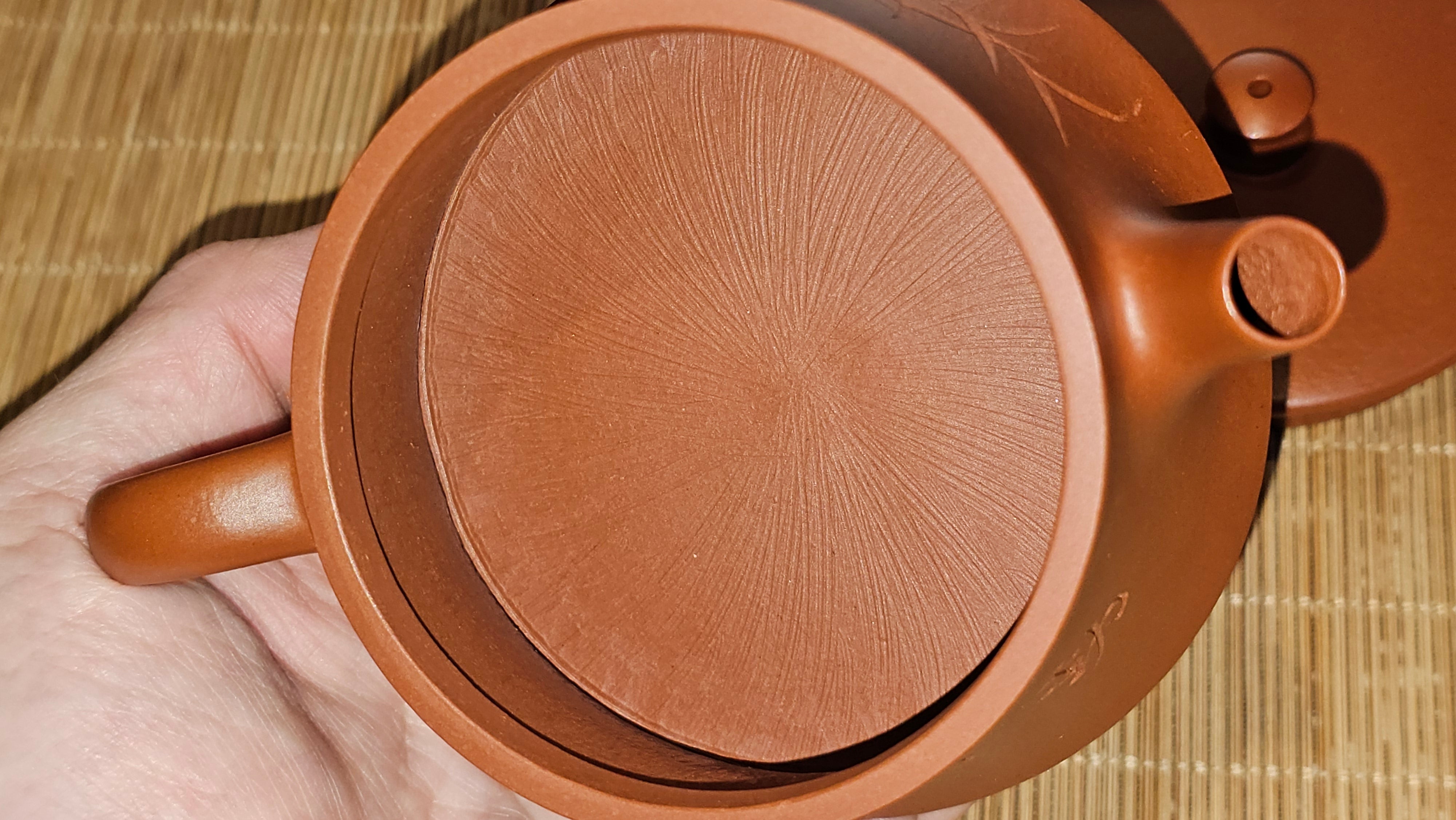 Yun Zhu 云柱 "Pillar of the Heavens", 133.3ml, Xiao Mei Yao Zhu Ni, by Craftsman Wang Hui 王慧 ~ "劲竹凌风" and Bamboo Engraving by Craftsman Yi De Shu 一德书 ~ Congratulations to Mr A.S.! 1421hrs 20th August 2025! Tao Yuan City!♥️