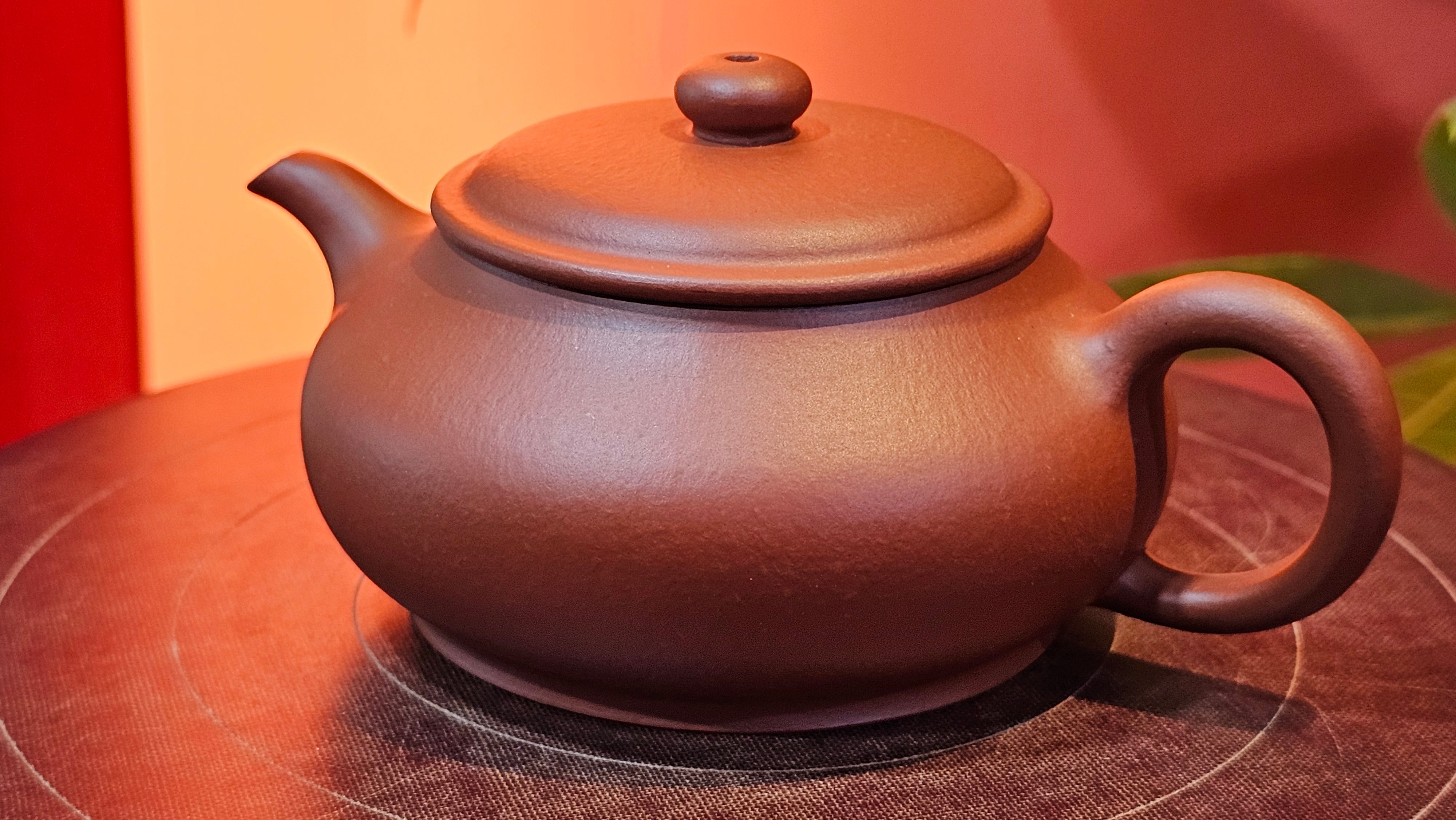 Ming Lu 明炉, 127.5ml, Xiao Mei Yao Zhu Ni 小煤窑朱泥, by our Collaborative Craftsman Wang Xing 王兴 ~!Congratulations to Ms K.L.! 2245hrs 3rd Sept 2025, Cardiff, Wales🇬🇧!