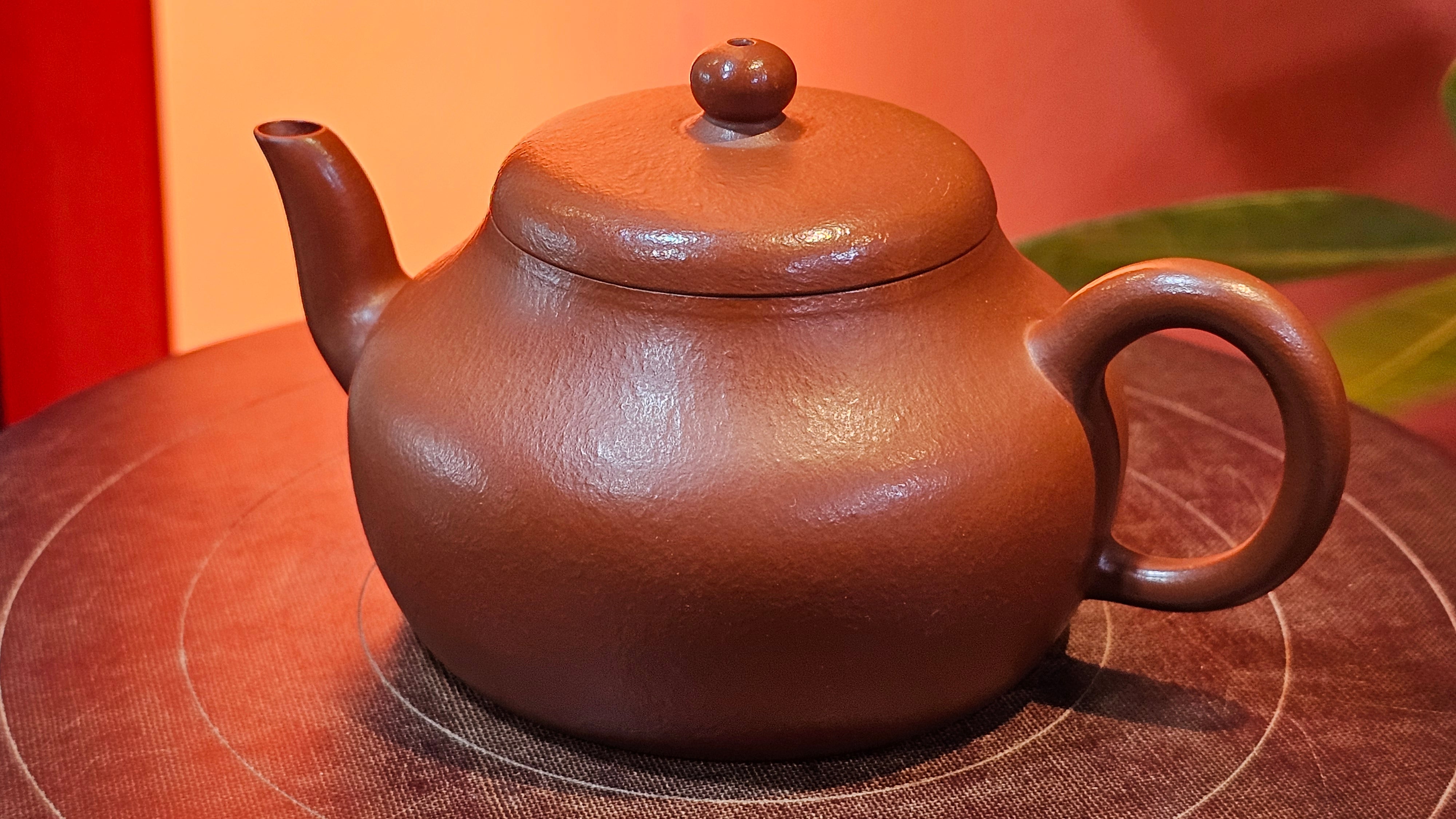 Jun De 君德, 123.4ml, Xiao Mei Yao Zhu Ni 小煤窑朱泥,  by our Collaborative Senior Craftsman Chen Yue Fei 陈跃飞 ~ Congratulations!to Mr E.C.G.! 2023hrs 13th Sept 2025! Singapore🇸🇬!