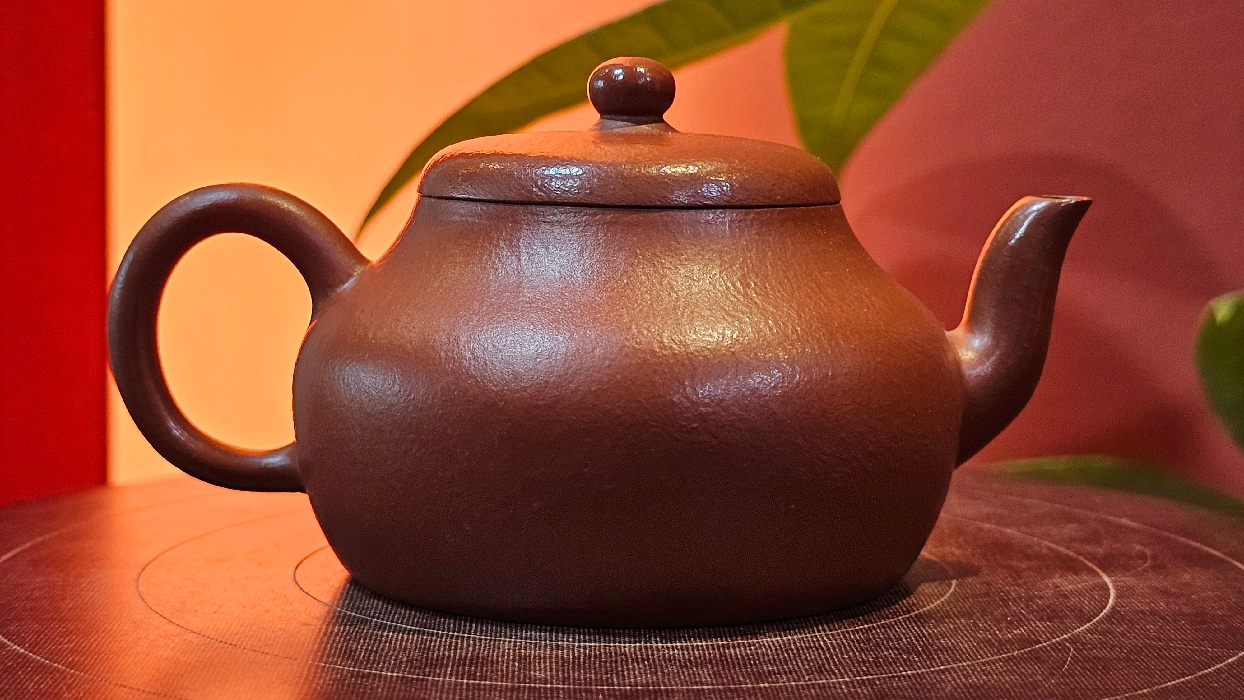 Jun De 君德, 123.4ml, Xiao Mei Yao Zhu Ni 小煤窑朱泥,  by our Collaborative Senior Craftsman Chen Yue Fei 陈跃飞 ~ Congratulations!to Mr E.C.G.! 2023hrs 13th Sept 2025! Singapore🇸🇬!